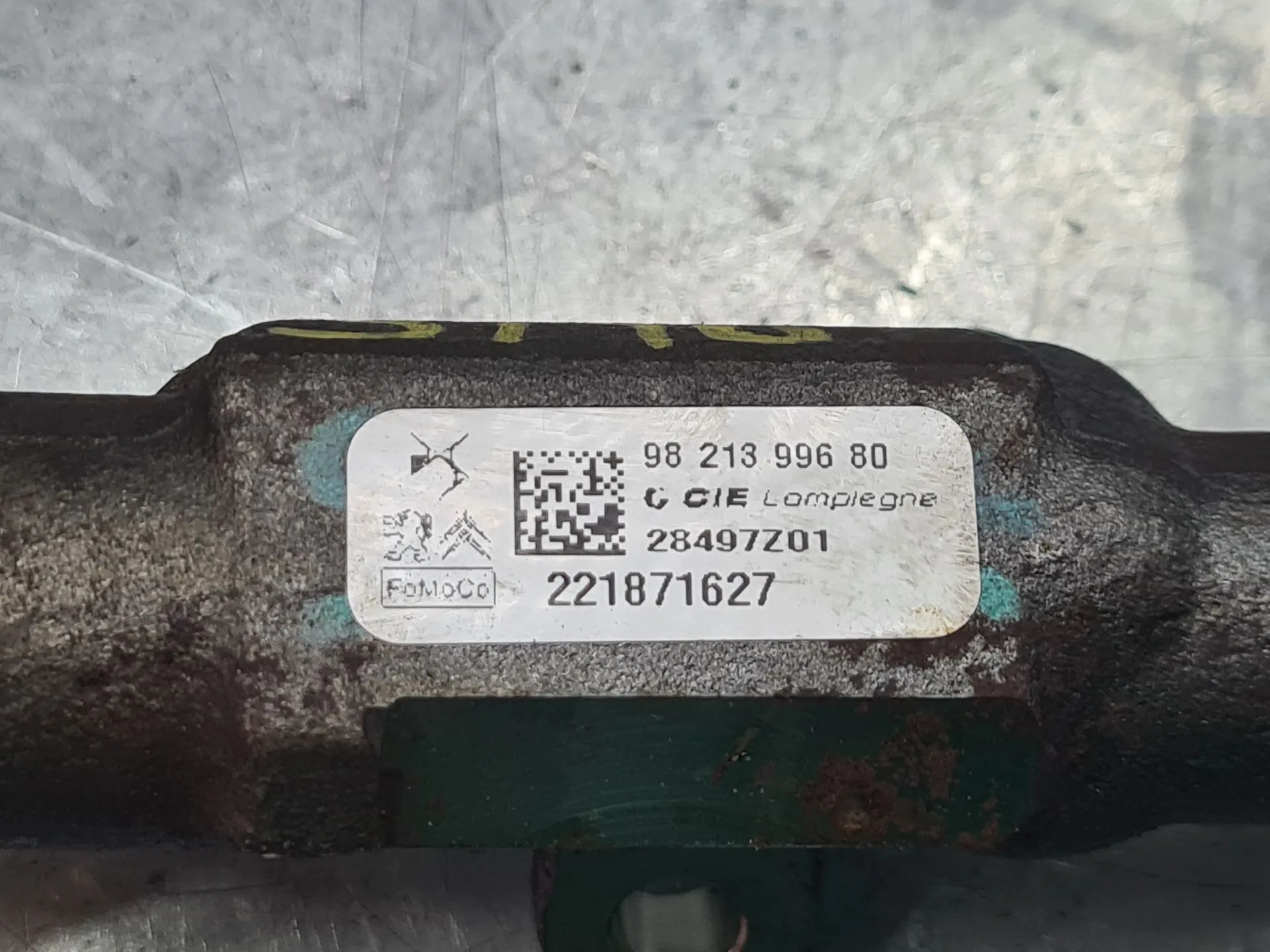 Fuel rail PEUGEOT Partner (K9) Imagem-3