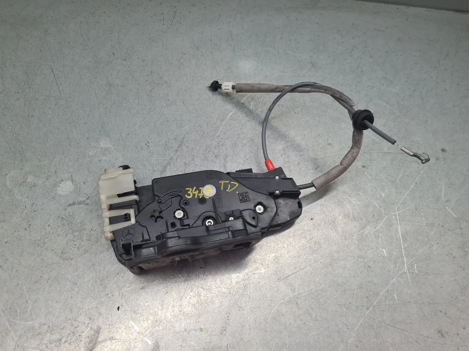 Cerradura / cierre puerta delantero derecho MERCEDES-BENZ Classe A (W177)