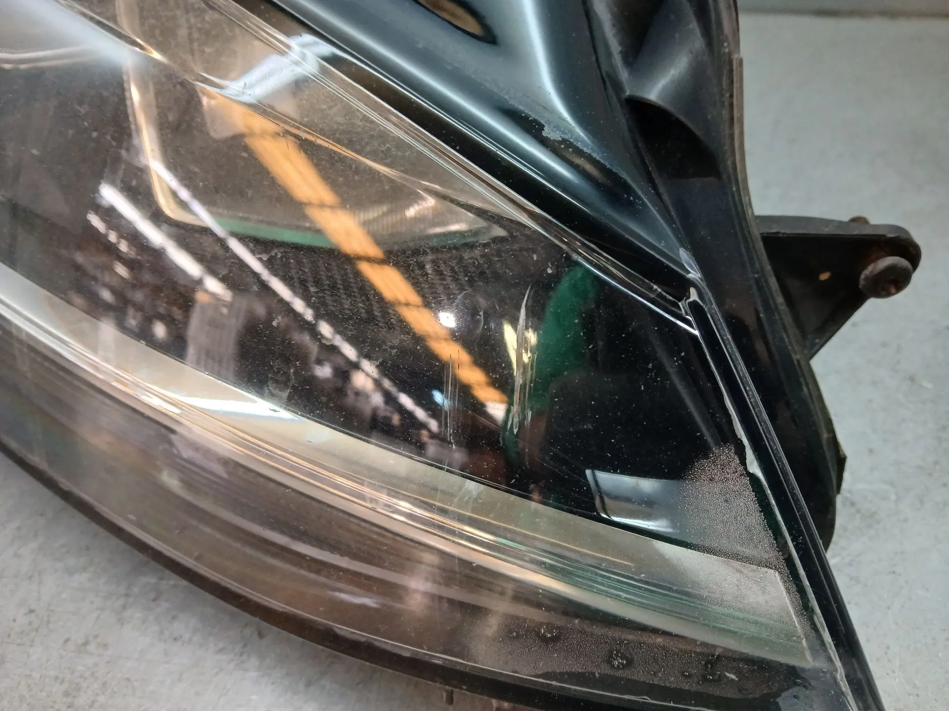 Óptica / faro Derecho VOLKSWAGEN Golf VII (5G1, BQ1, BE1, BE2) Imagem-1