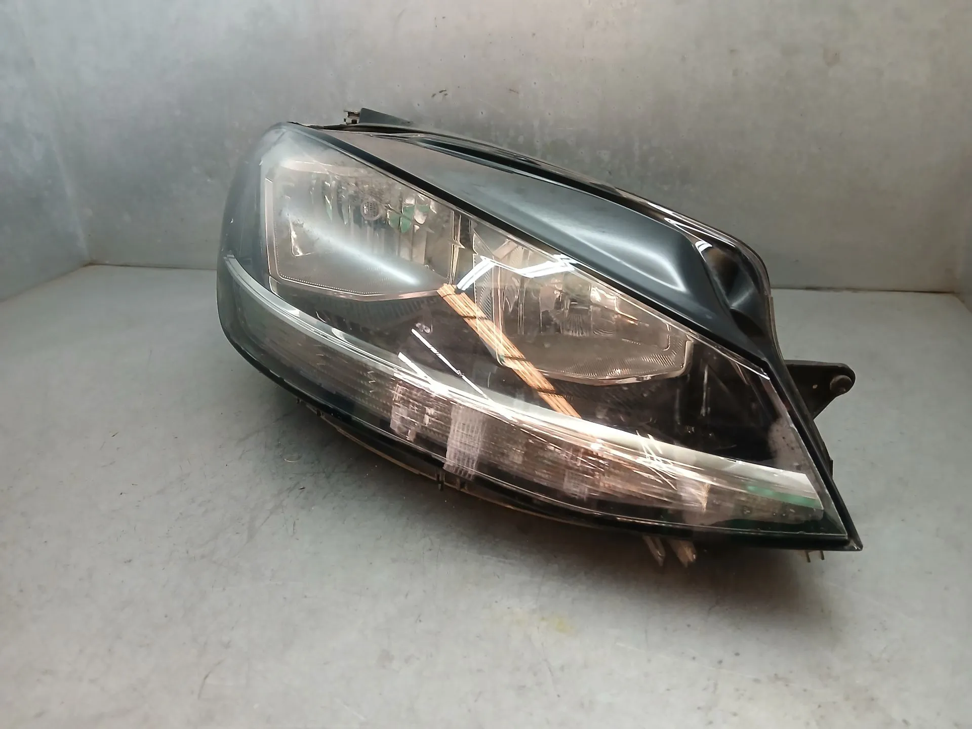 Óptica / faro Derecho VOLKSWAGEN Golf VII (5G1, BQ1, BE1, BE2) Imagem-2