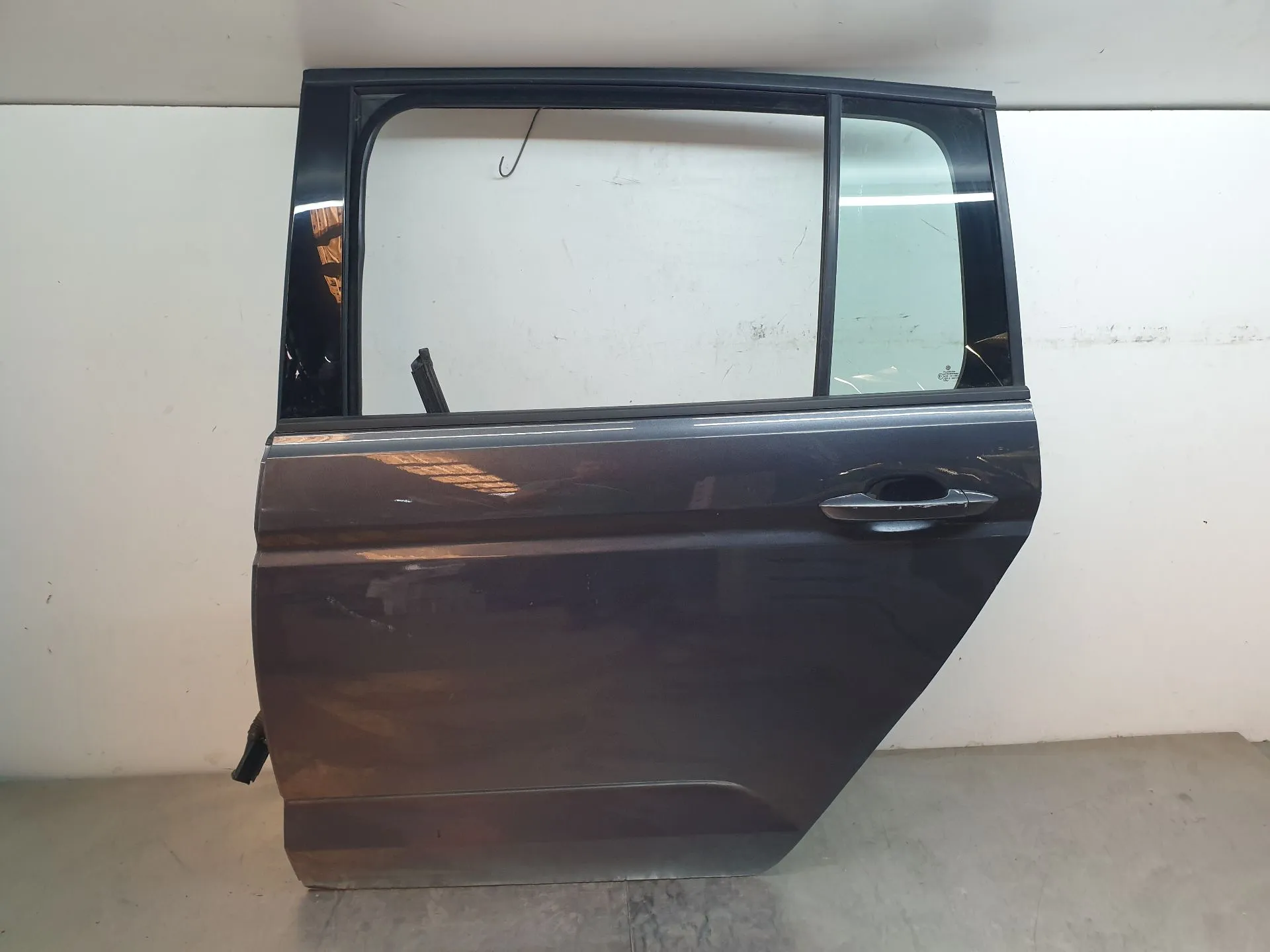Porte arrière gauche VOLKSWAGEN Touran (5T)