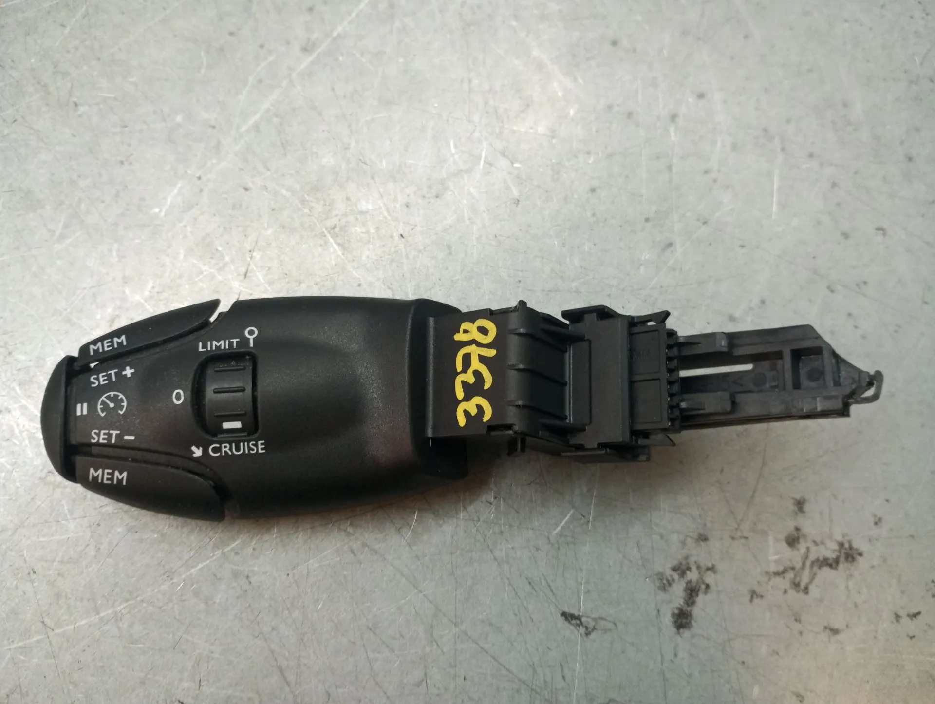 Manete / interruptor cruise control PEUGEOT 308 II