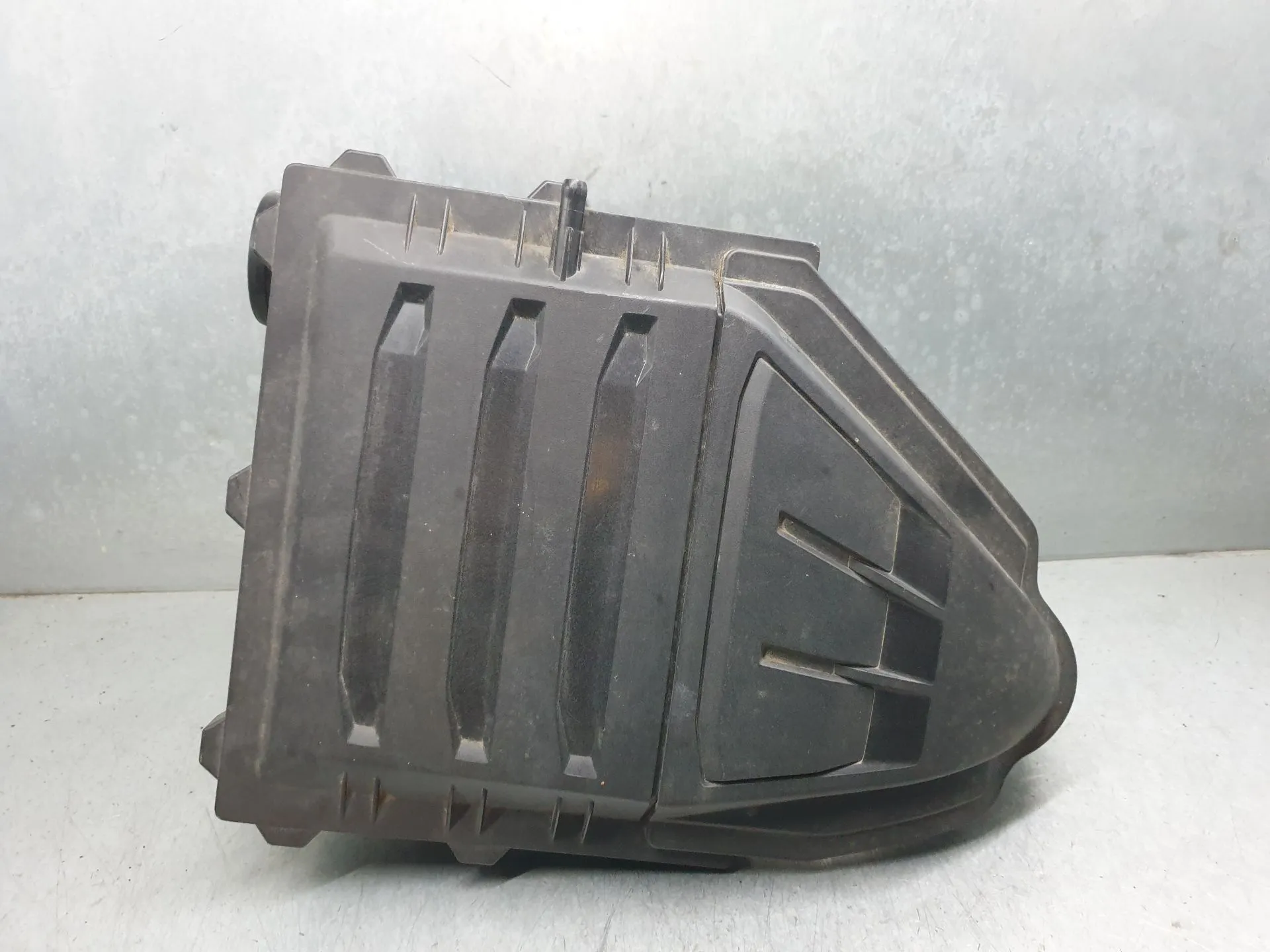 Caixa filtro ar SKODA Fabia III Hatchback (NJ3)