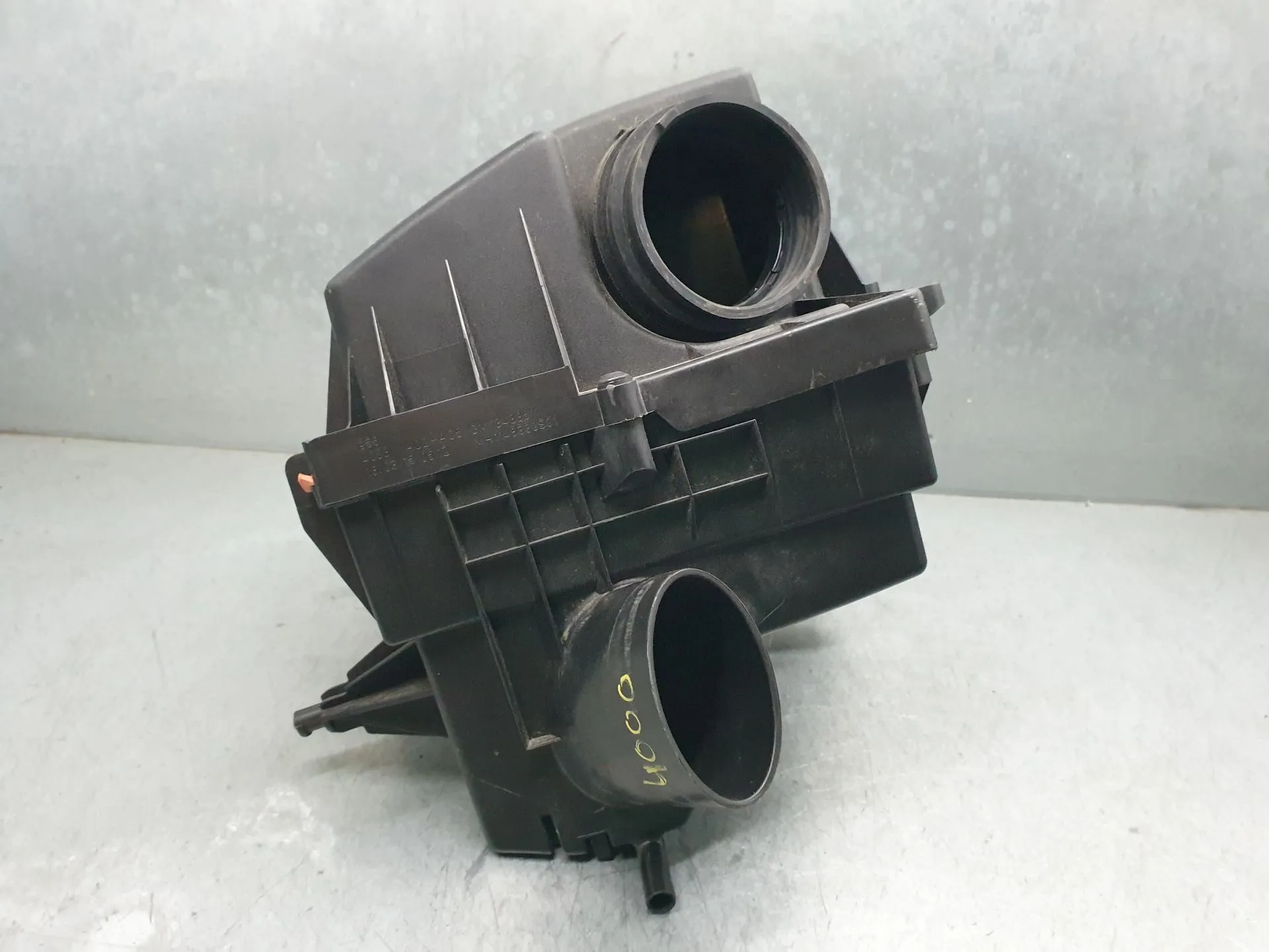 Air filter box OPEL Corsa E Imagem-1