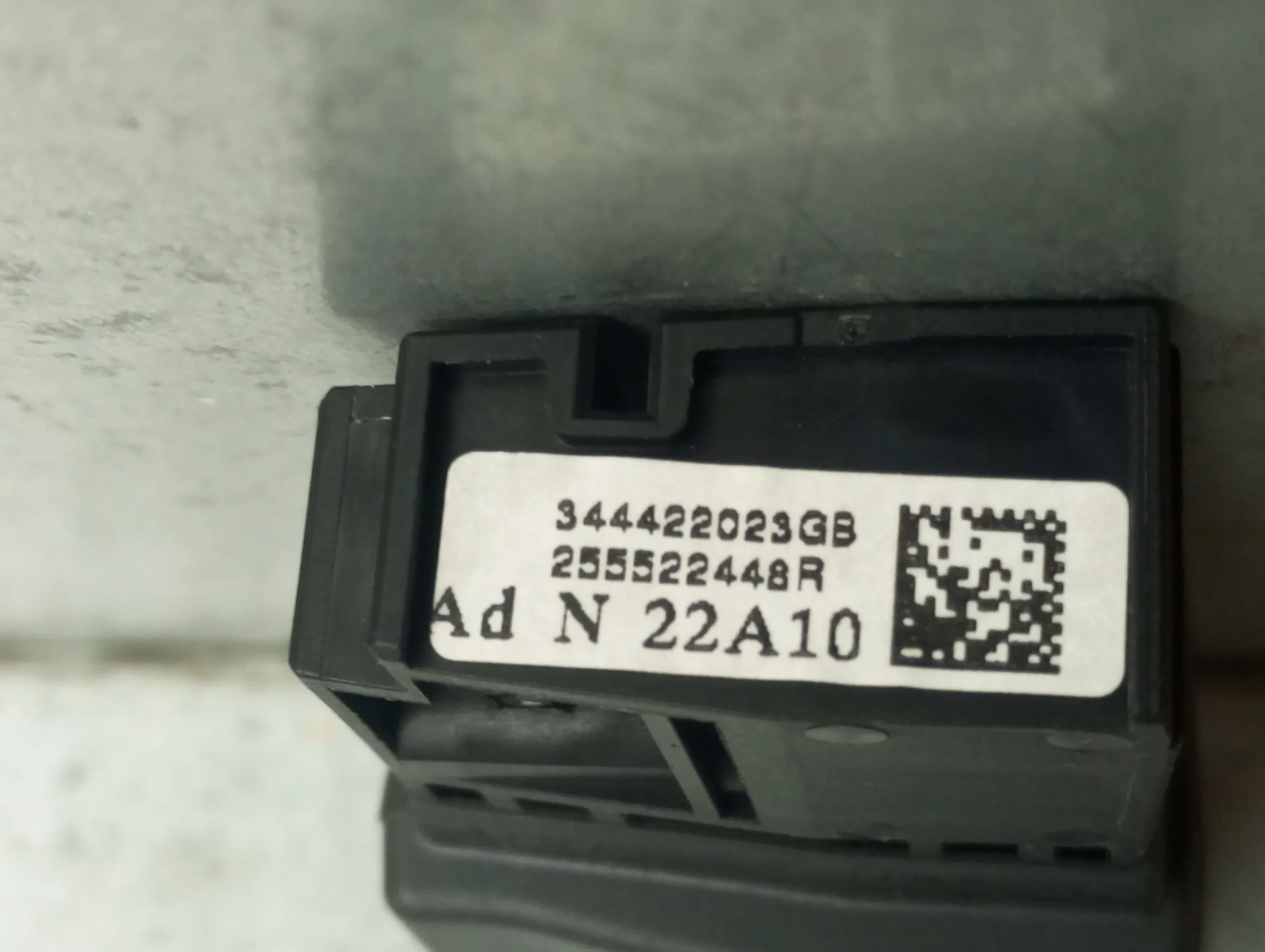 Manípulo do rádio RENAULT Twingo III (BCM_) Imagem-2