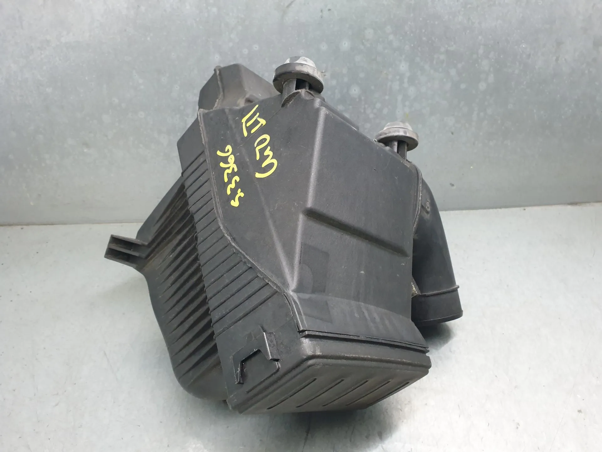 Caixa filtro ar RENAULT Clio III (BR0/1, CR0/1)