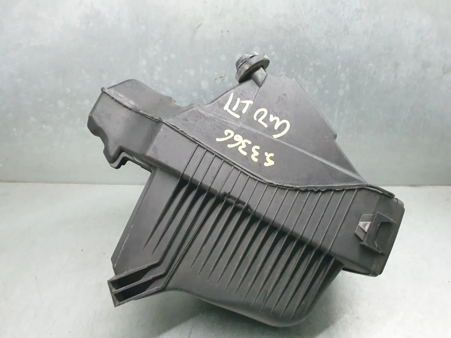 Boîtier filtre à air RENAULT Clio III (BR0/1, CR0/1) Imagem-1