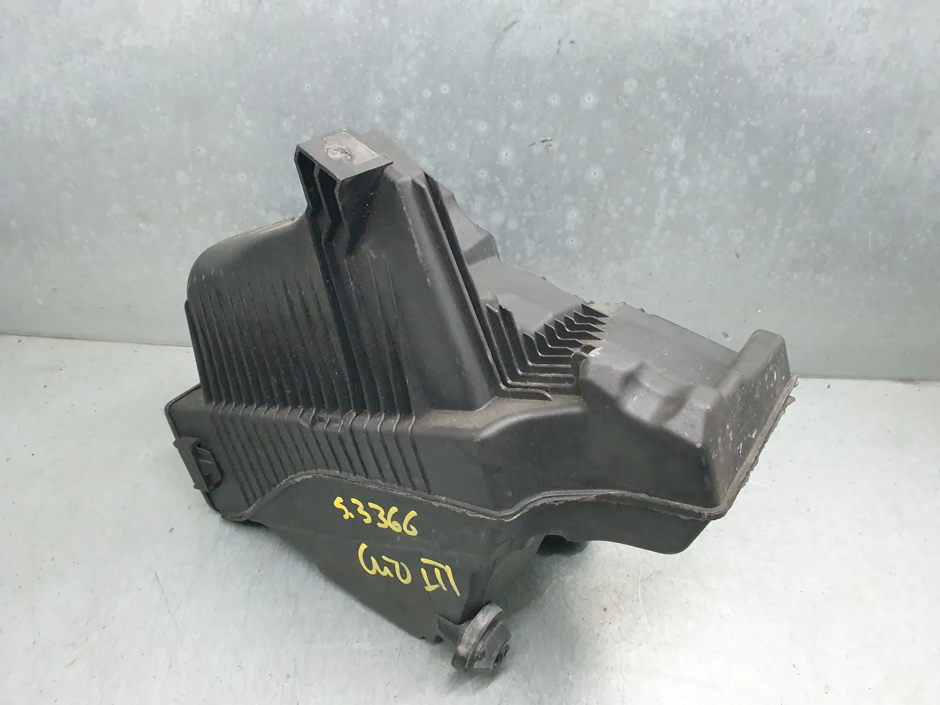 Boîtier filtre à air RENAULT Clio III (BR0/1, CR0/1) Imagem-5