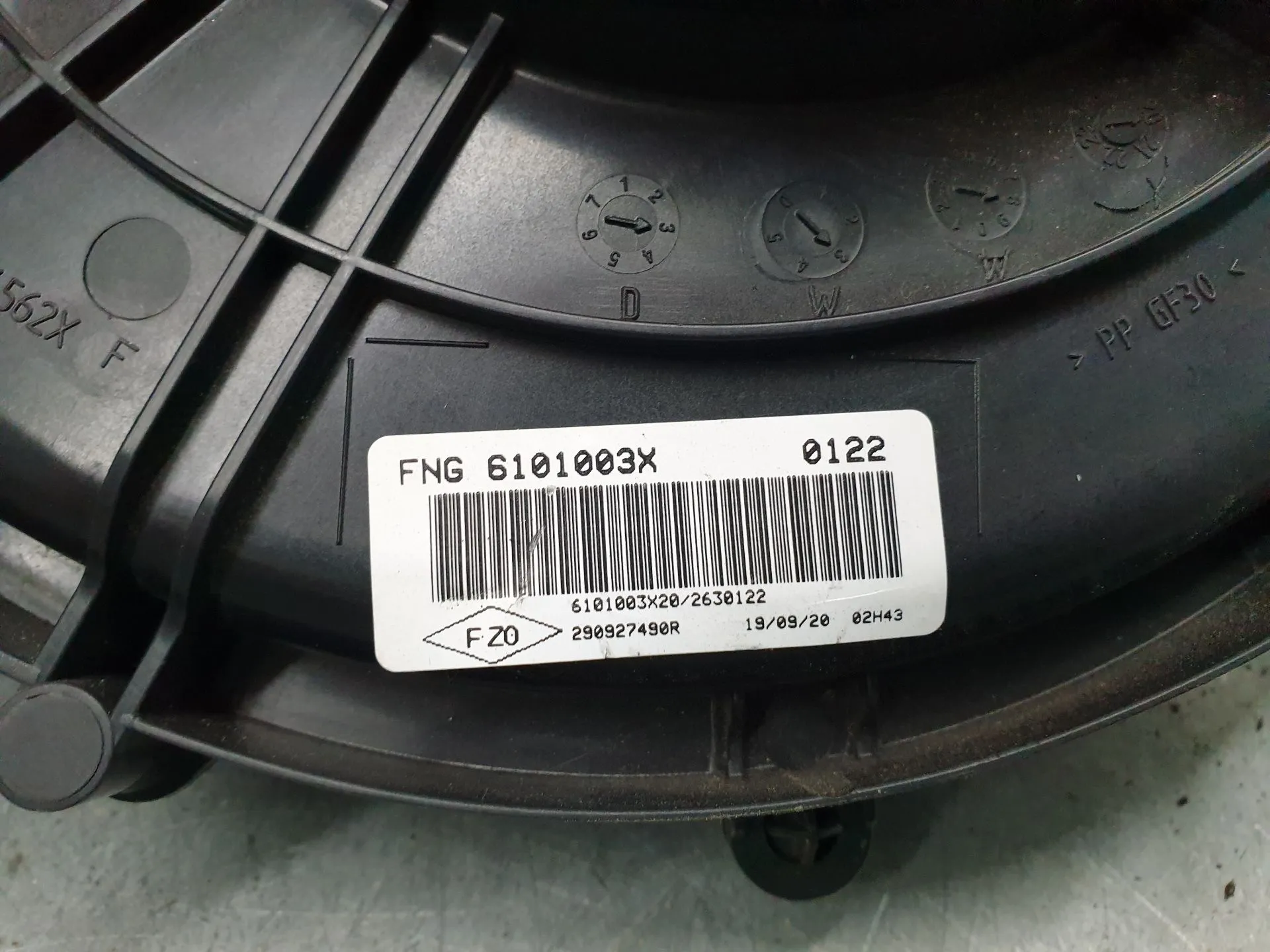 Termoventilador / motoventilador RENAULT Zoe (BFM_) Imagem-5