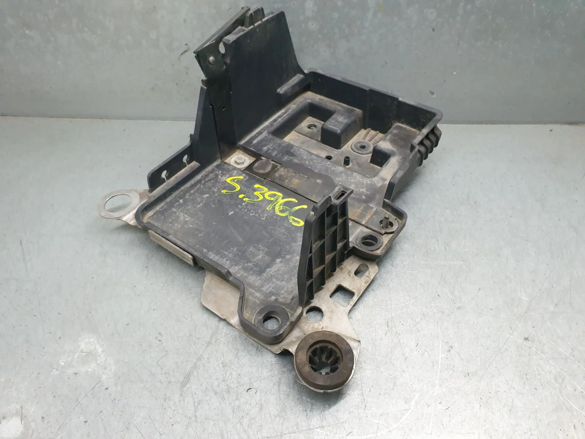 Base / scatola della batteria FORD Focus IV Imagem-1