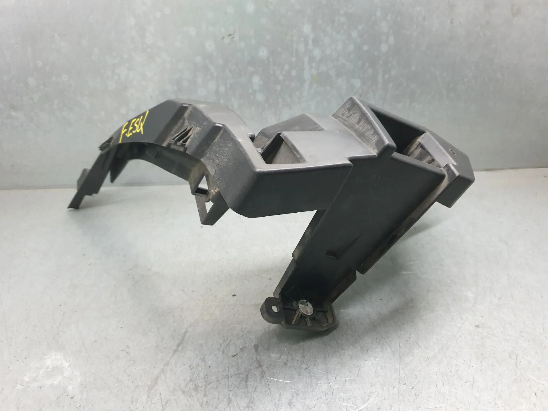 Front bumper guide left CITROËN C3 Aircross II (2R_, 2C_) Imagem-2
