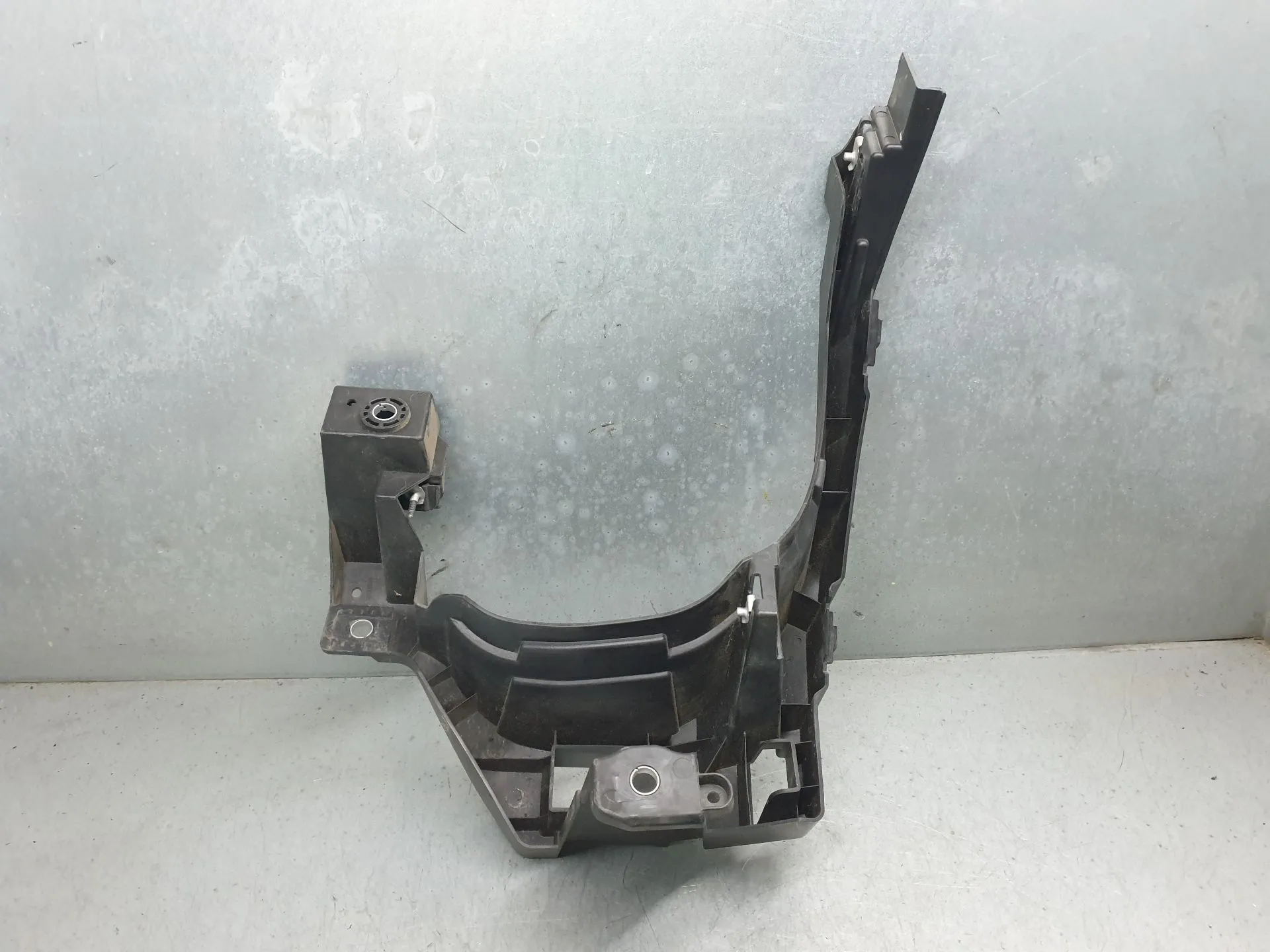 Front bumper guide left CITROËN C3 Aircross II (2R_, 2C_) Imagem-3