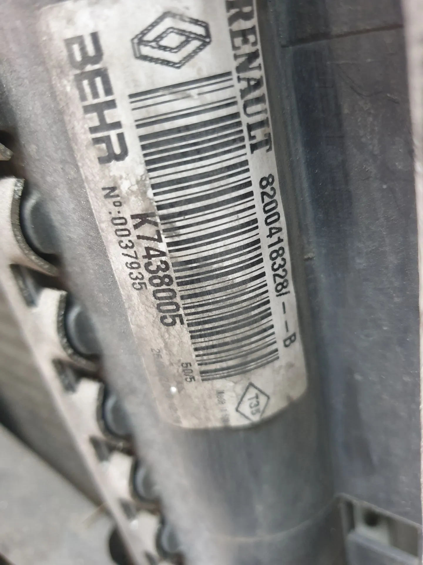 Radiador de agua RENAULT Kangoo Express (FW0/1_) Imagem-1