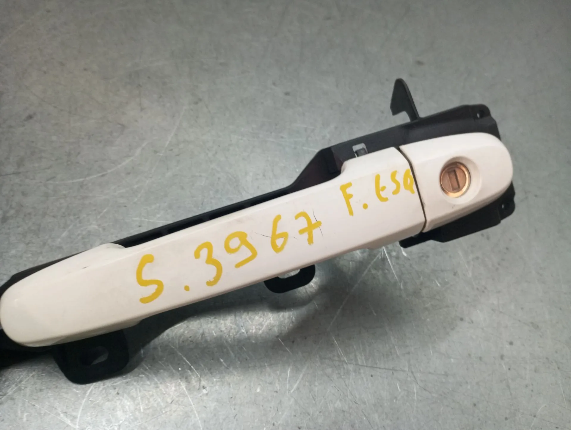 Maniglia porta anteriore sinistra PEUGEOT 108 Imagem-1