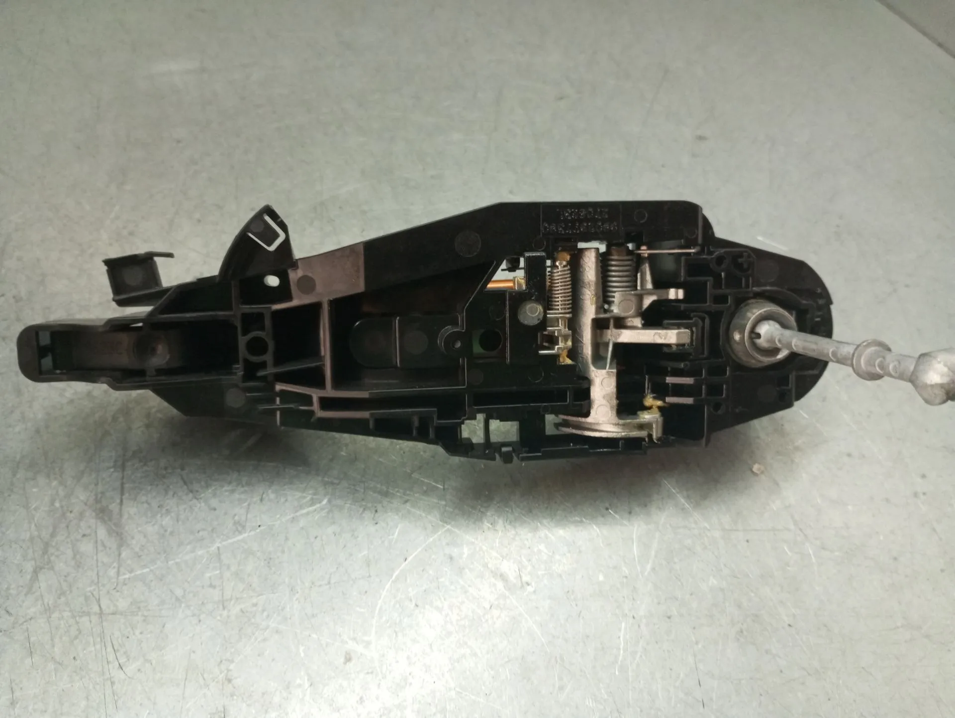 Left front door handle PEUGEOT 2008 II (U_) Imagem-3