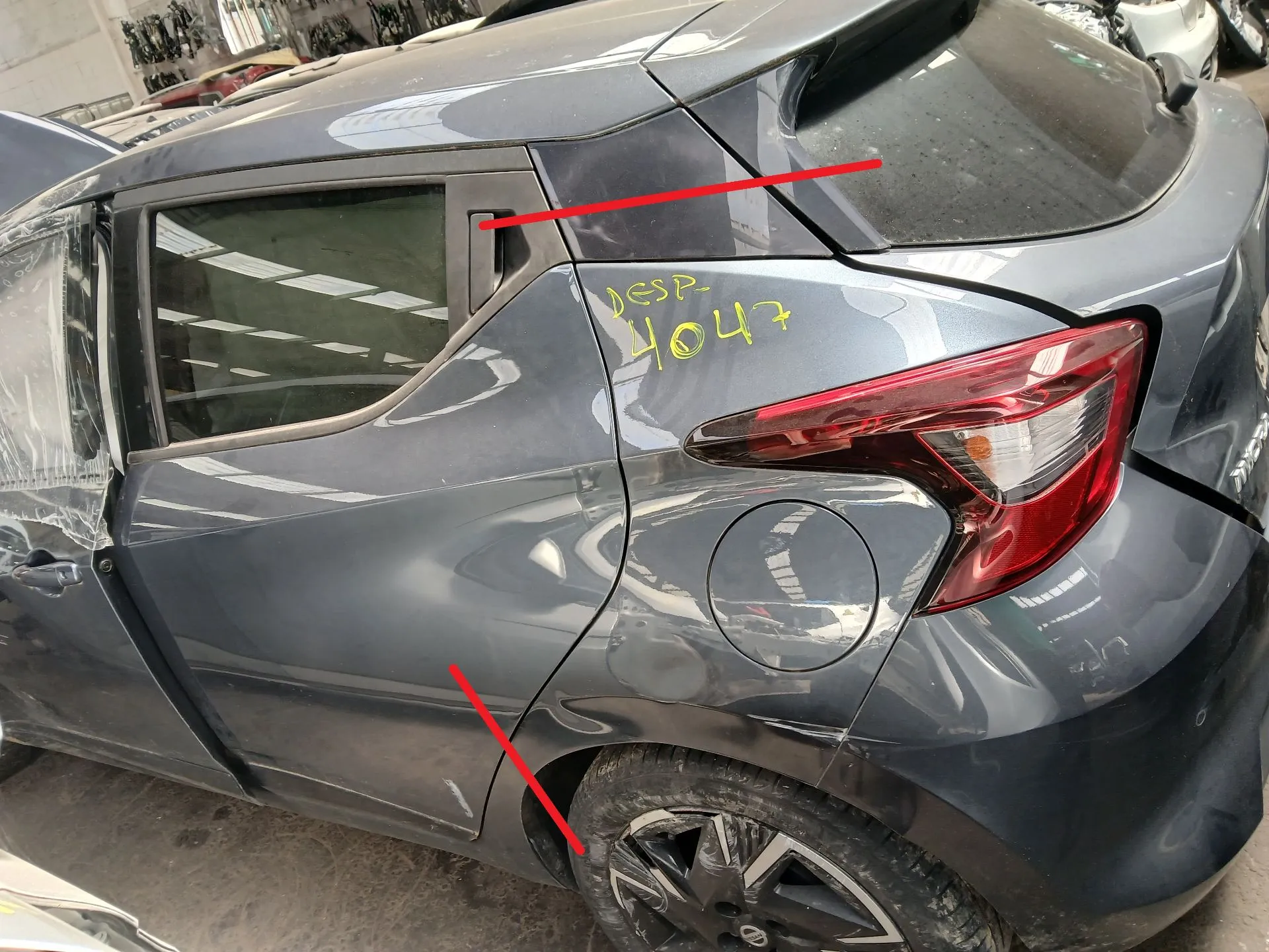 Pannello posteriore sinistro NISSAN Micra V (K14)