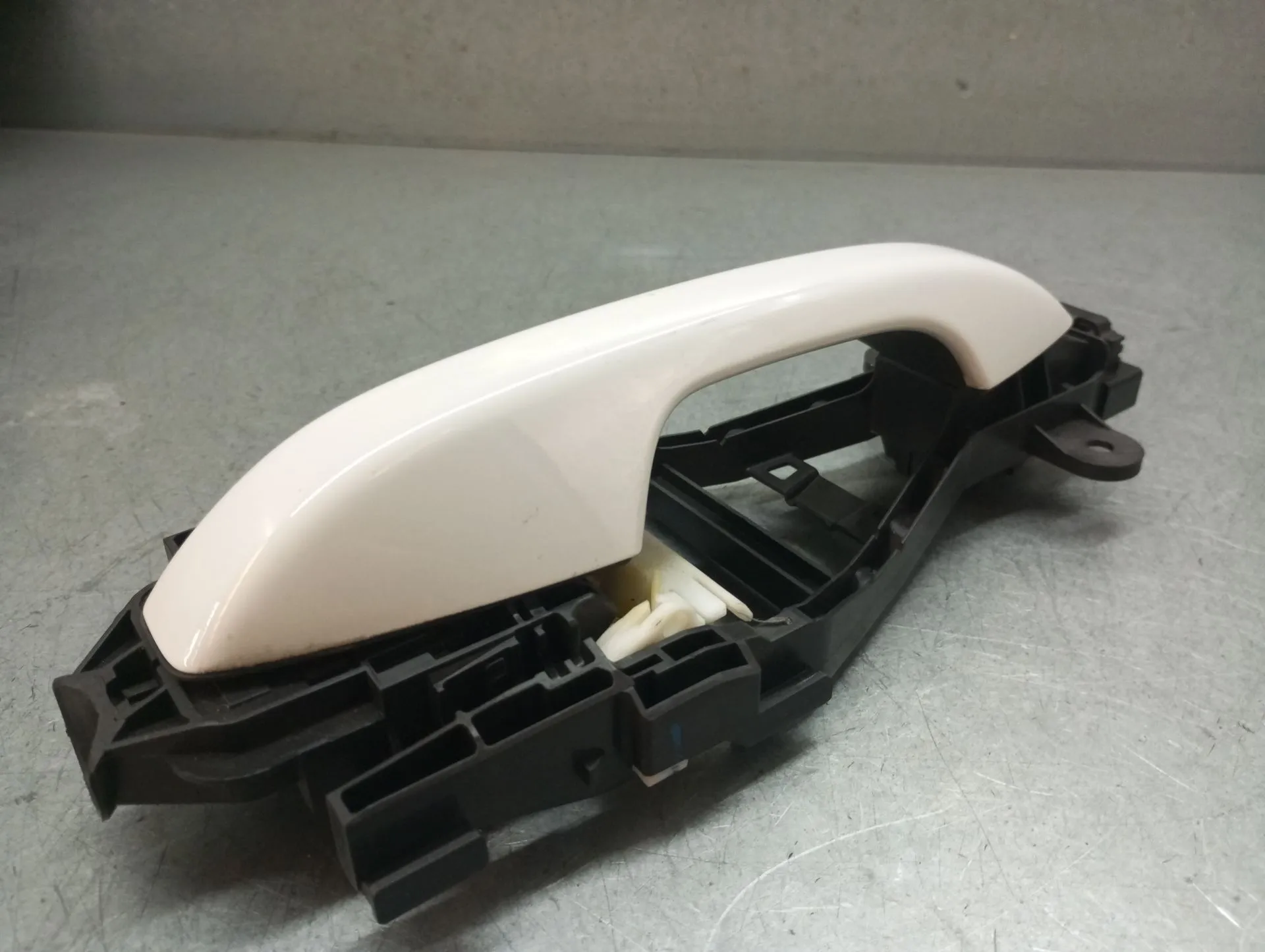 Manija puerta Delantero Derecho VOLVO XC40 (536) Imagem-2