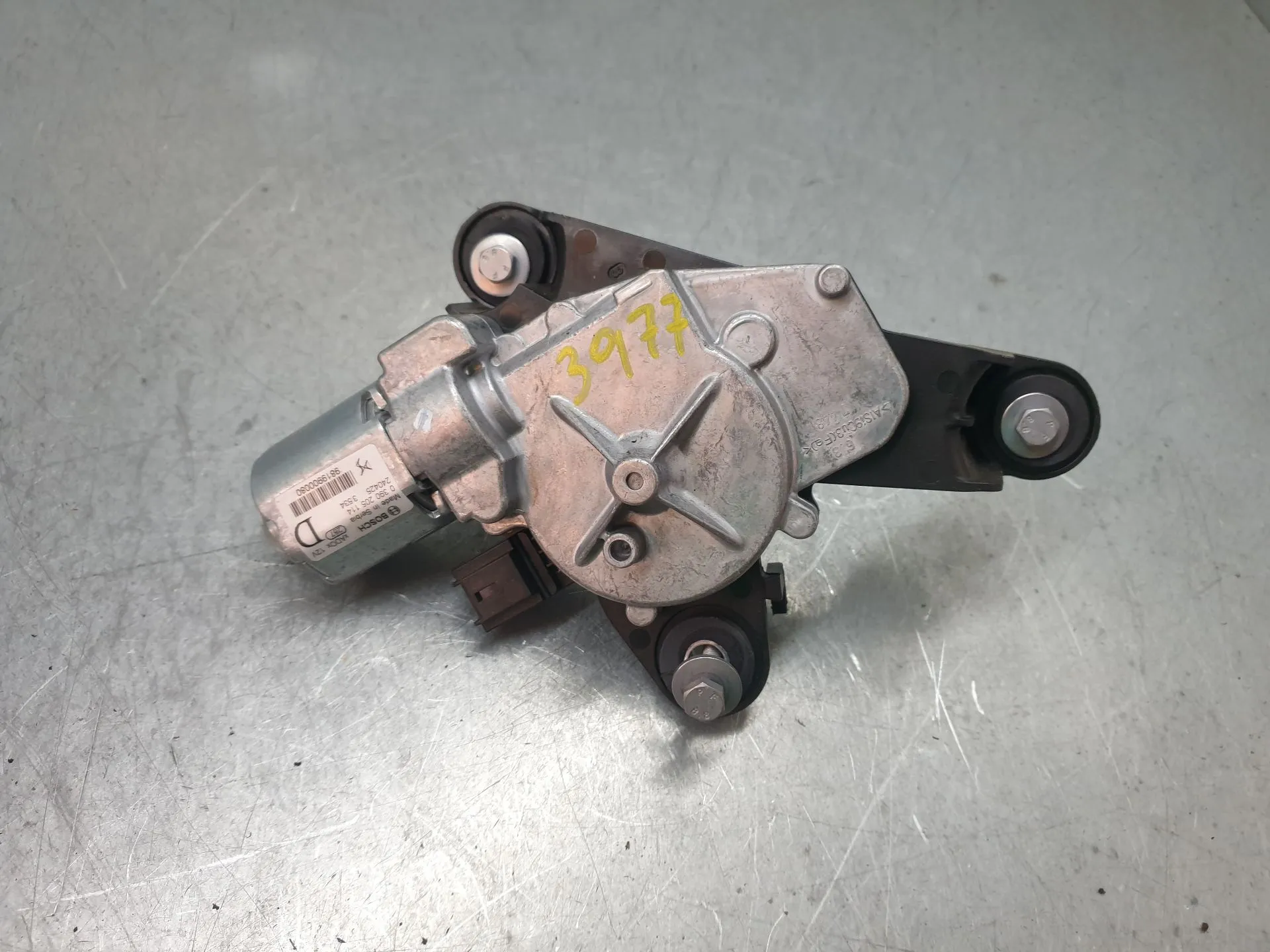 Essuie-glace moteur arrière PEUGEOT 208 II Imagem-1