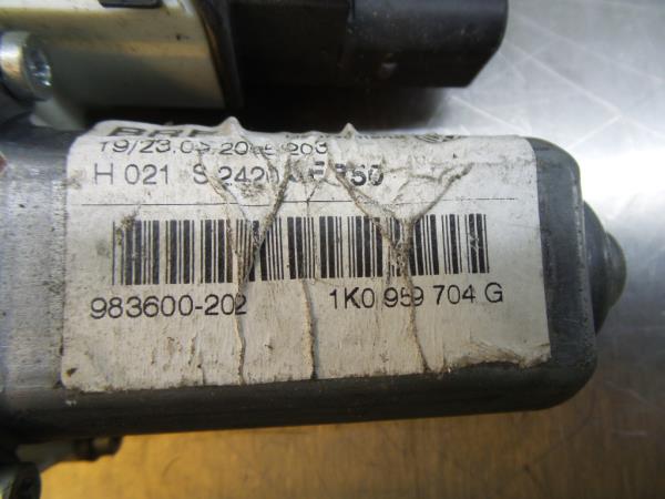 Right Rear  Door Window Regulator Motor SEAT Leon (1P1) Imagem-2