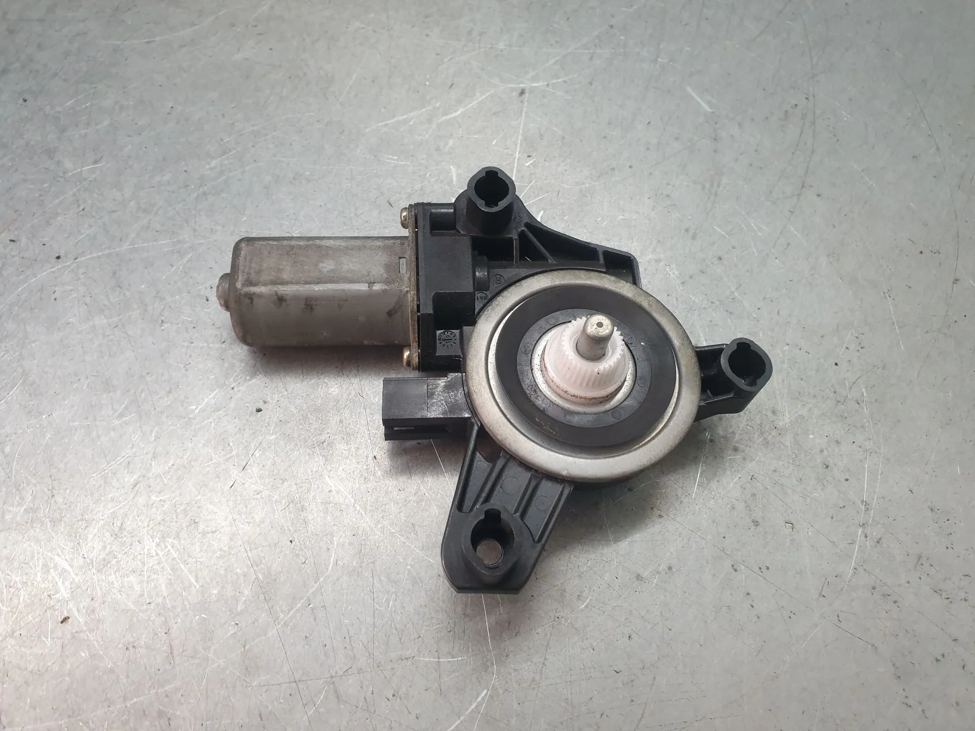 Right Rear  Door Window Regulator Motor MERCEDES-BENZ Classe A (W177) Imagem-1