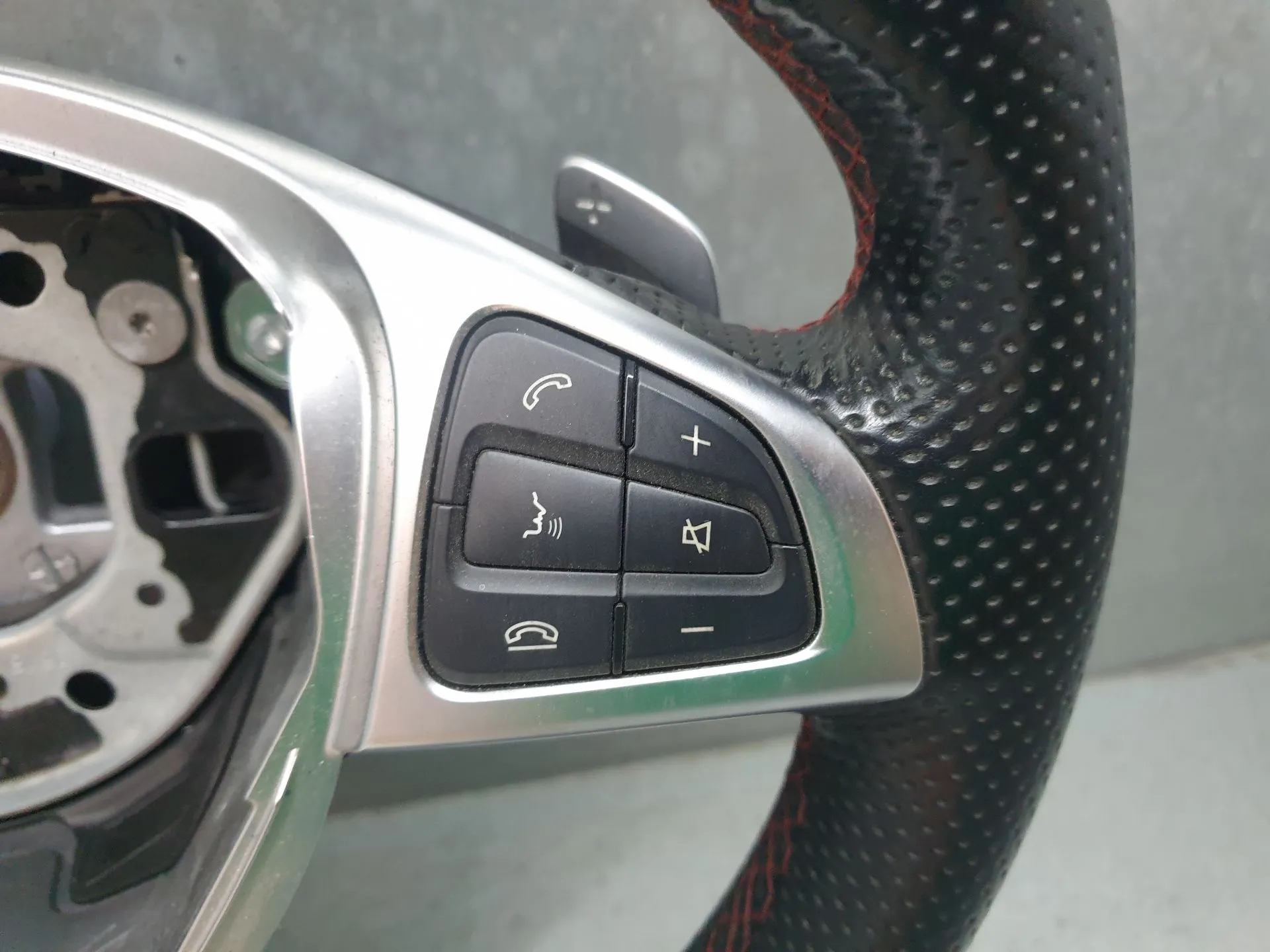 Steering wheel MERCEDES-BENZ Classe A (W176) Imagem-2