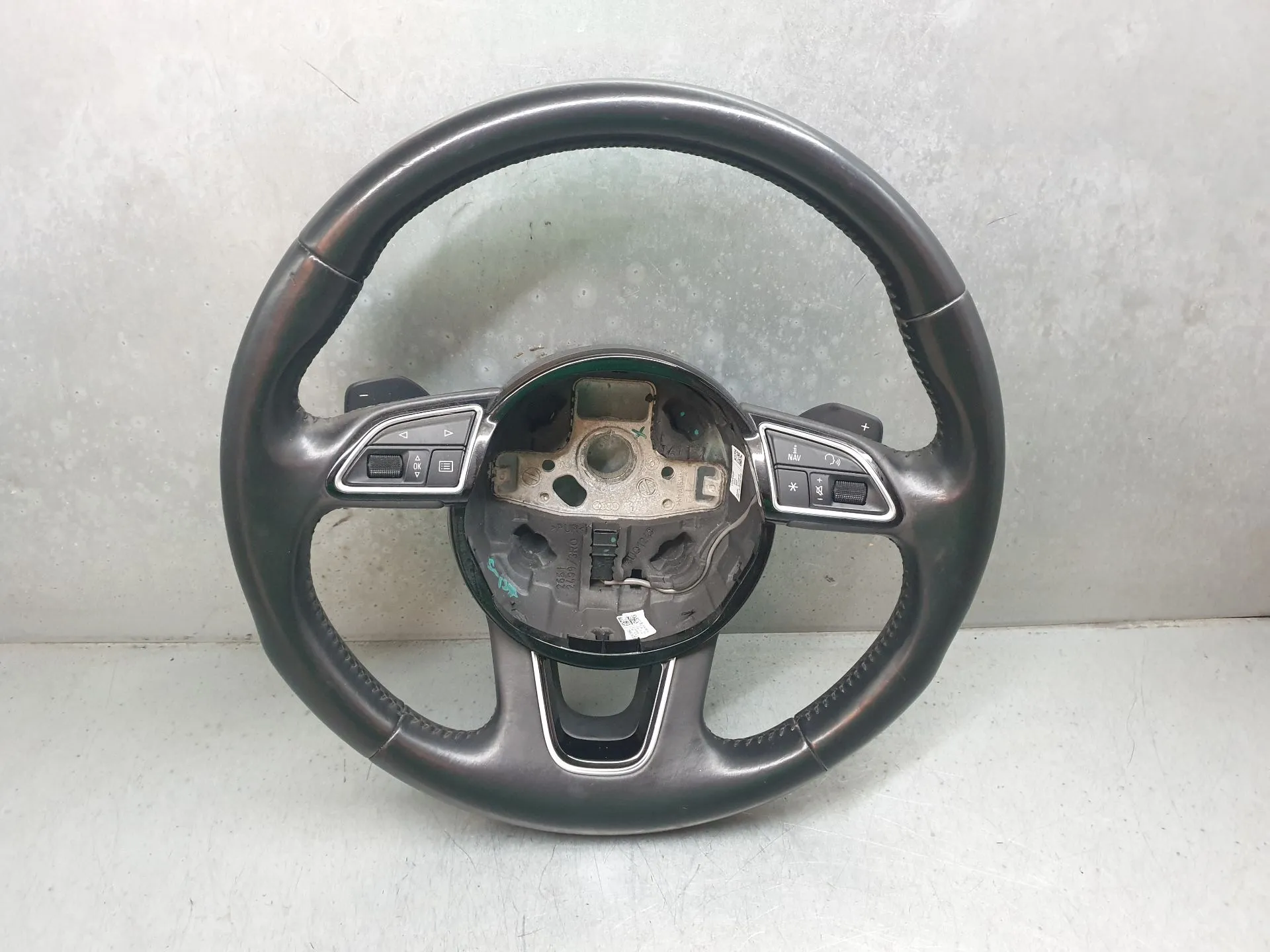 Volante AUDI Q3 (8U)
