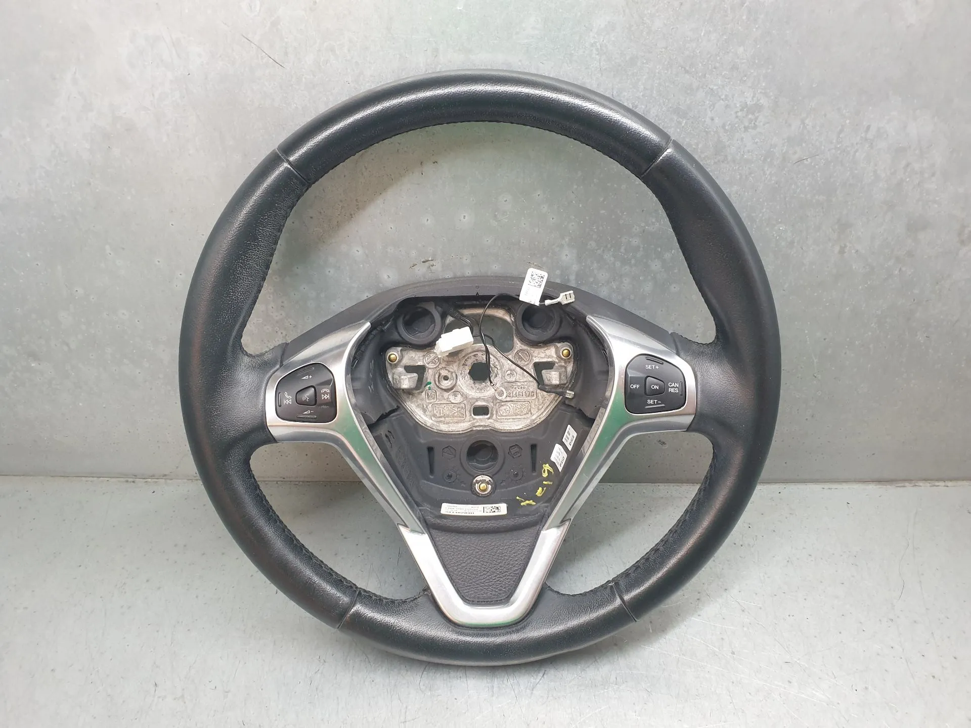 Volante de direção FORD Fiesta VI (CB1, CCN) Imagem-1