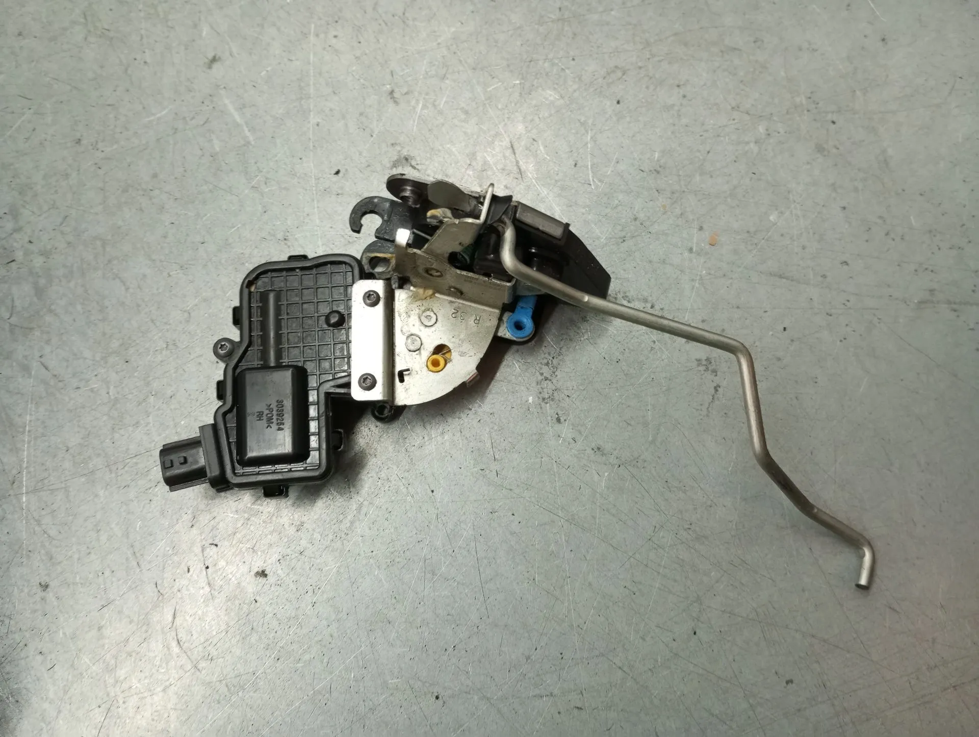 Fechadura / fecho porta frente direito DACIA Spring Imagem-1