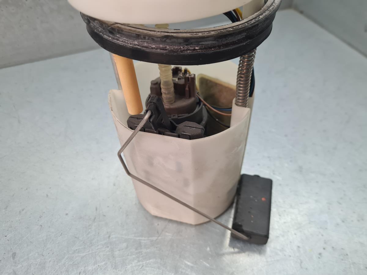 Bomba de combustível VOLKSWAGEN Polo (6R, 6C) Imagem-1