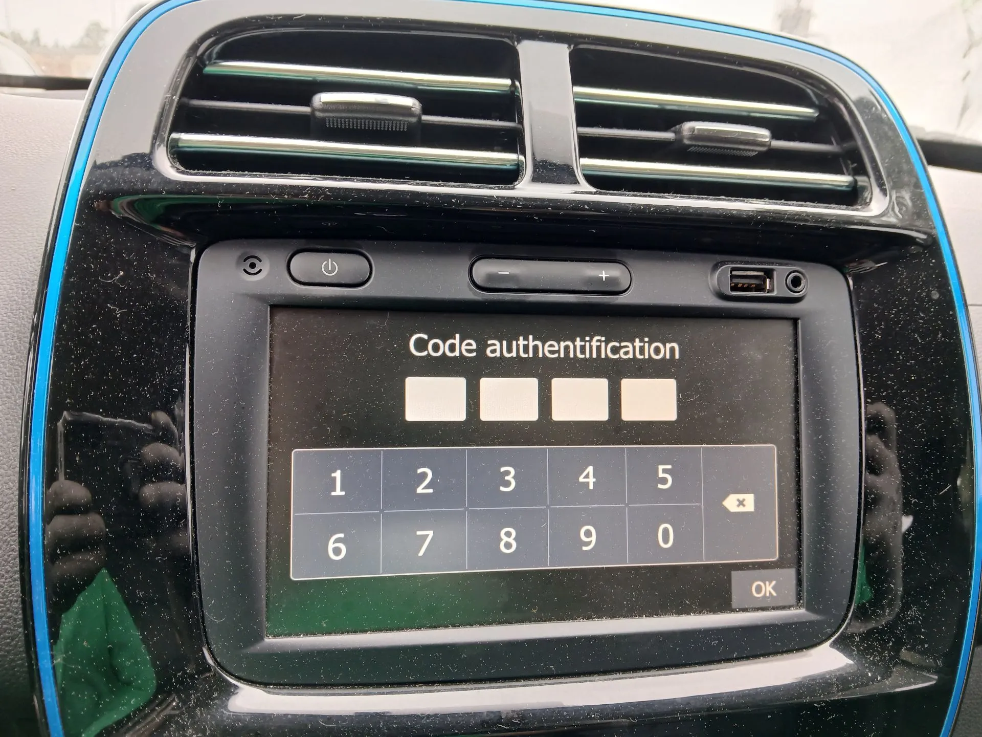 Radio / autorradio DACIA Spring Imagem-1