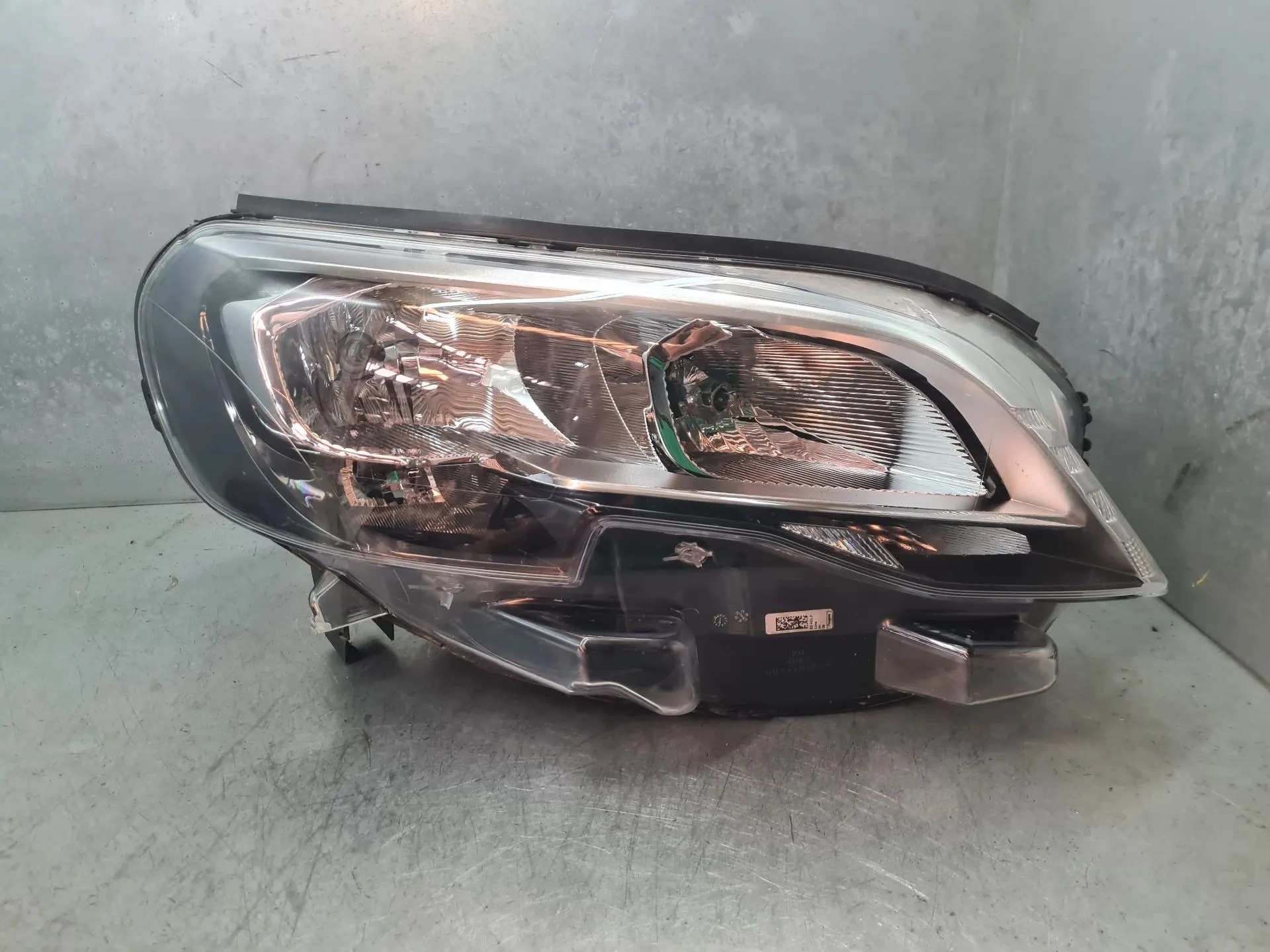 Phare avant Droit PEUGEOT Expert
