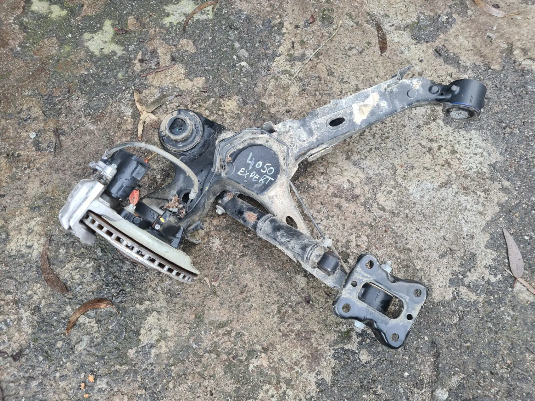 Fusée arrière Droite PEUGEOT Expert