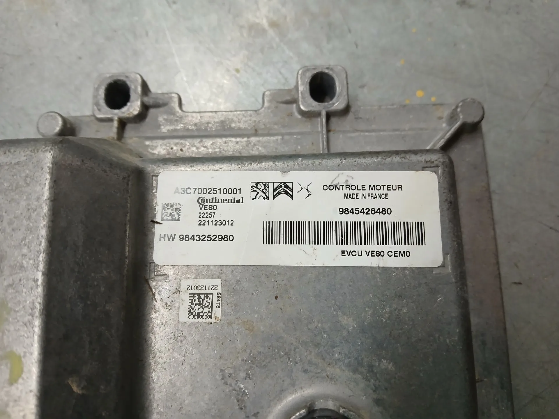 Centralina motor / ECU PEUGEOT Expert Imagem-3