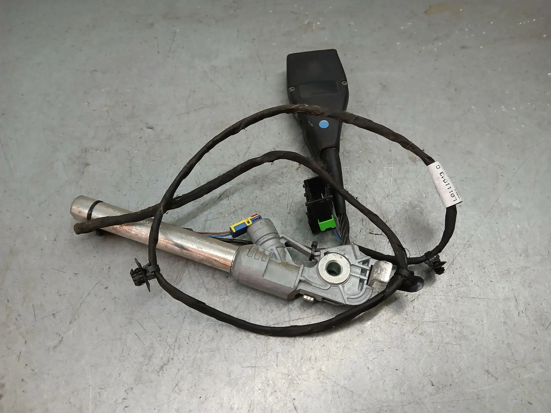 Pré-tensor cinto frente direito RENAULT Kangoo (KW0/1_) Imagem-2