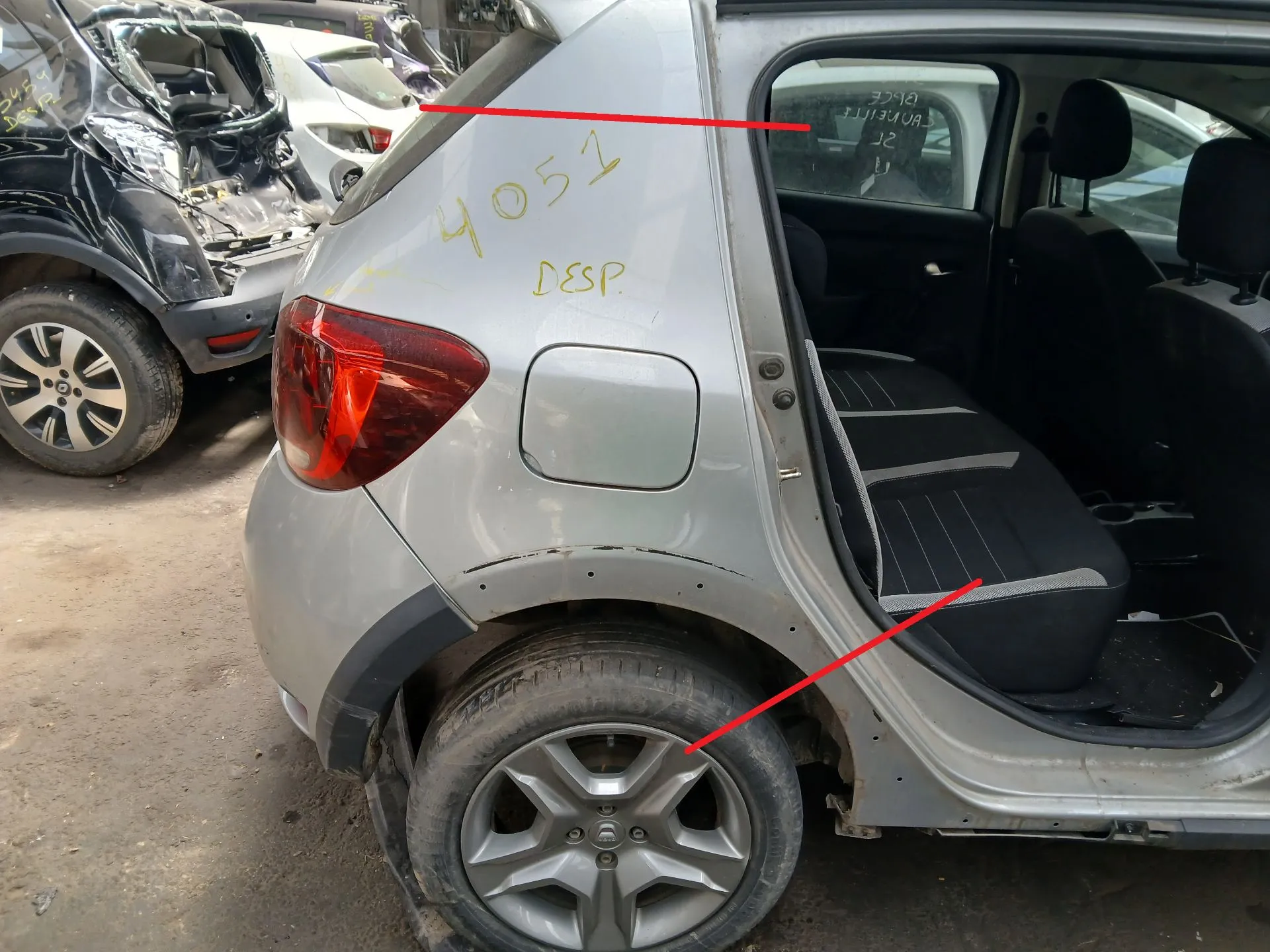 Pannello posteriore destro DACIA Sandero II (5S_)