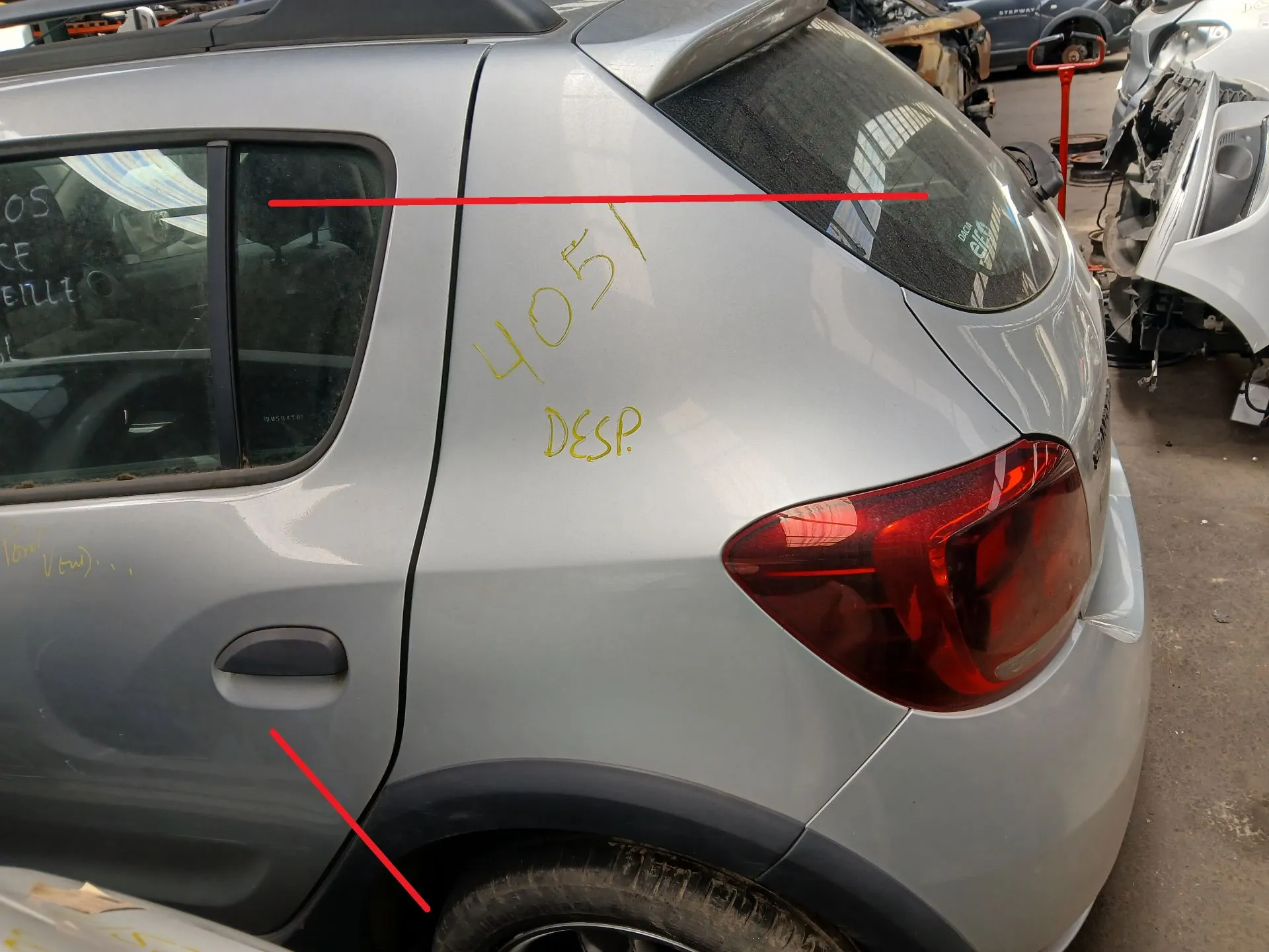 Pannello posteriore sinistro DACIA Sandero II (5S_)