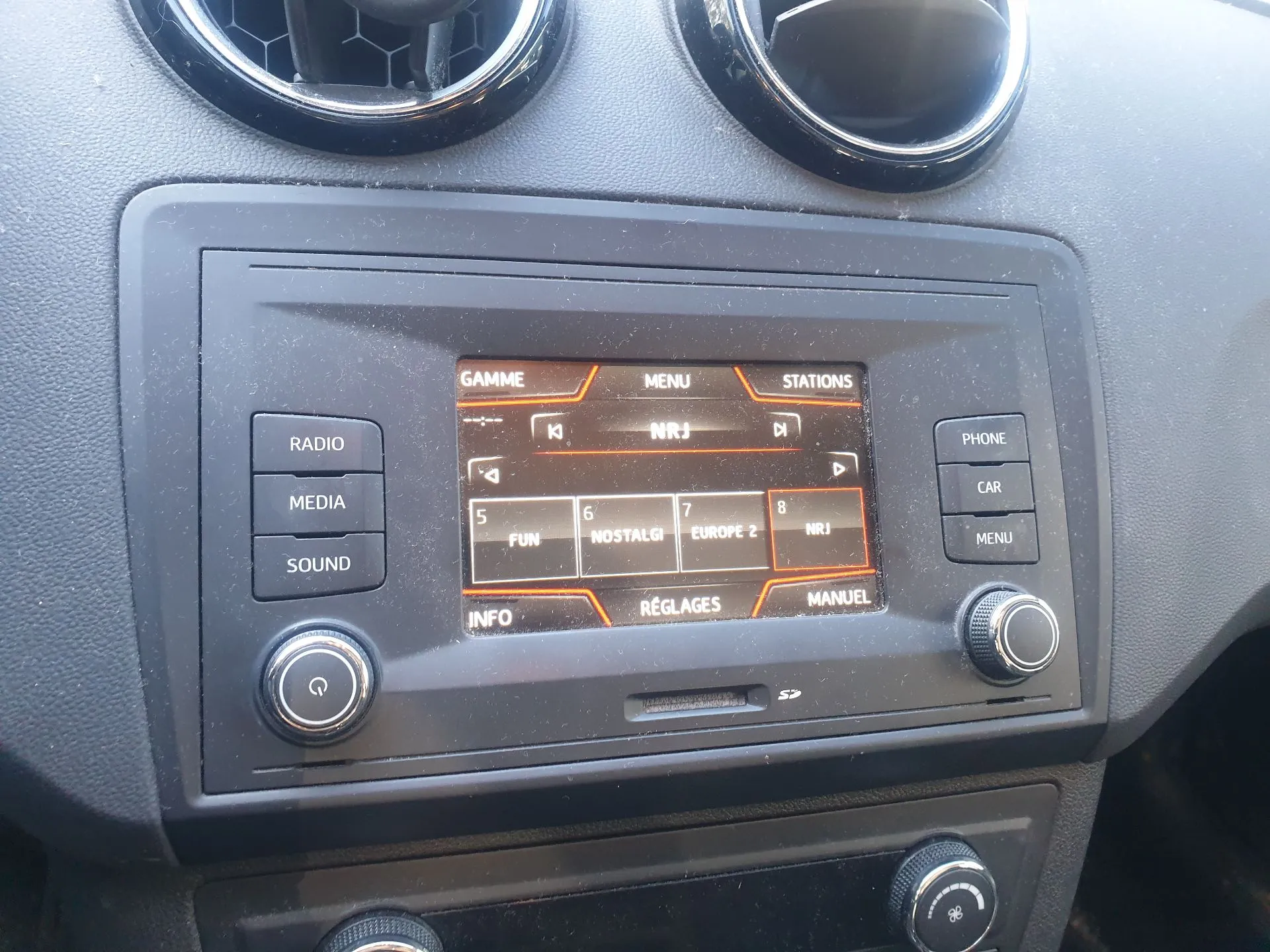 Car radio SEAT Ibiza IV (6J5, 6P1) Imagem-1