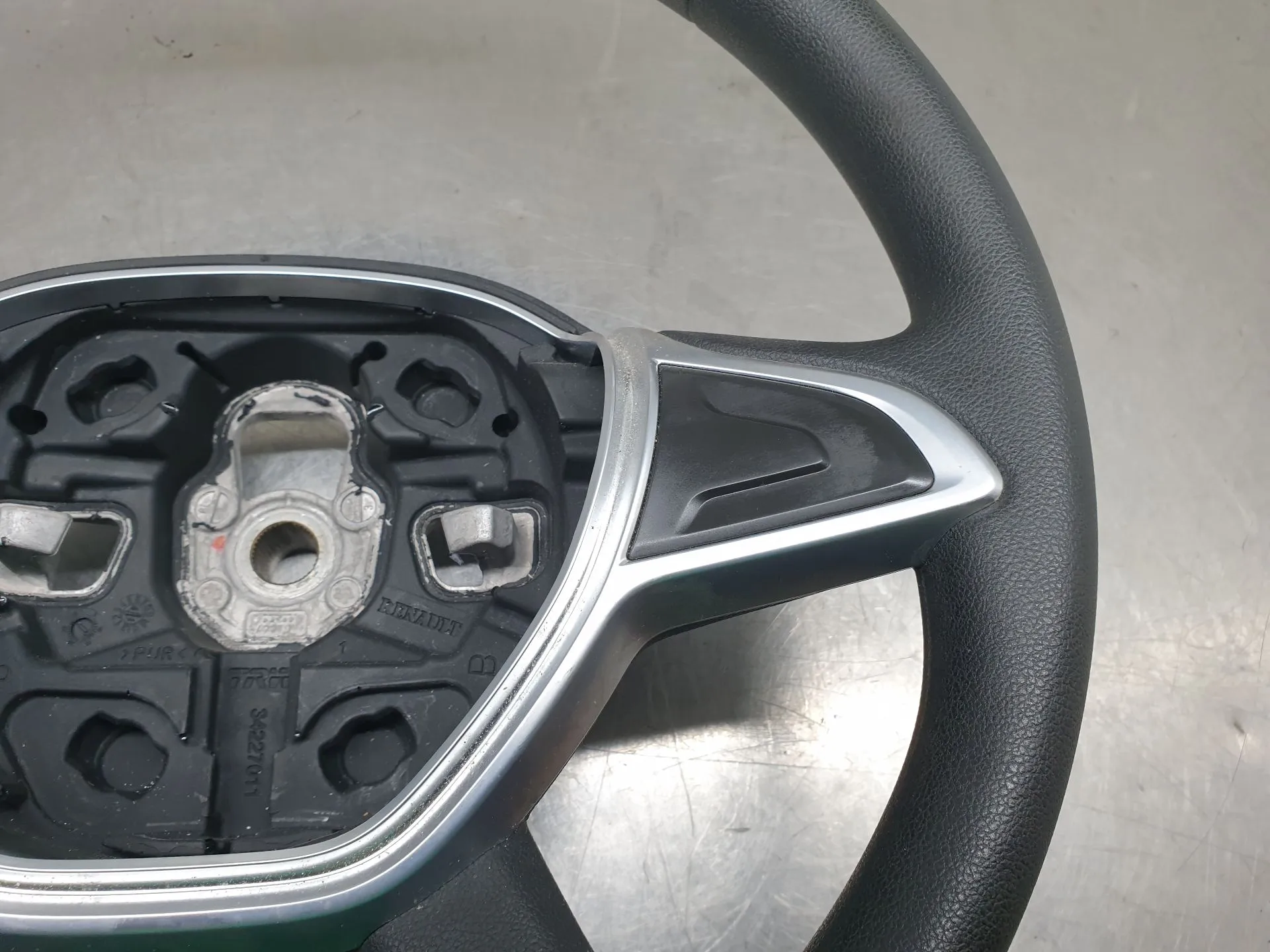 Volante DACIA Sandero II (5S_) Imagem-2