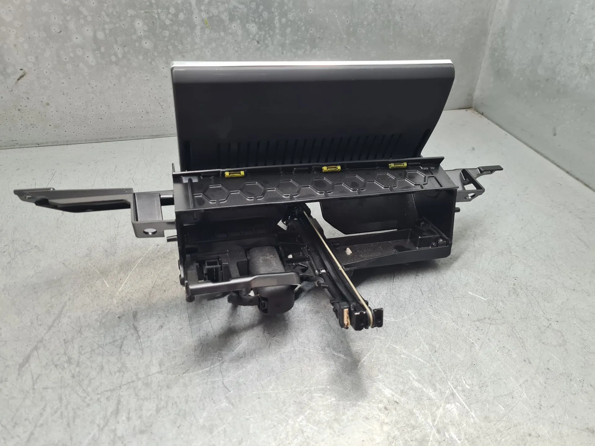 Kit Auto-rádio AUDI A6 Allroad (4GH, 4GJ, C7) Imagem-10