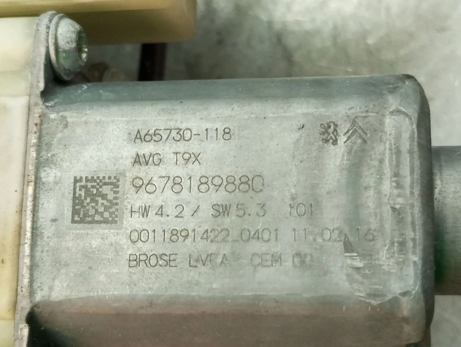 Lève-vitre avant gauche PEUGEOT 308 II Imagem-2