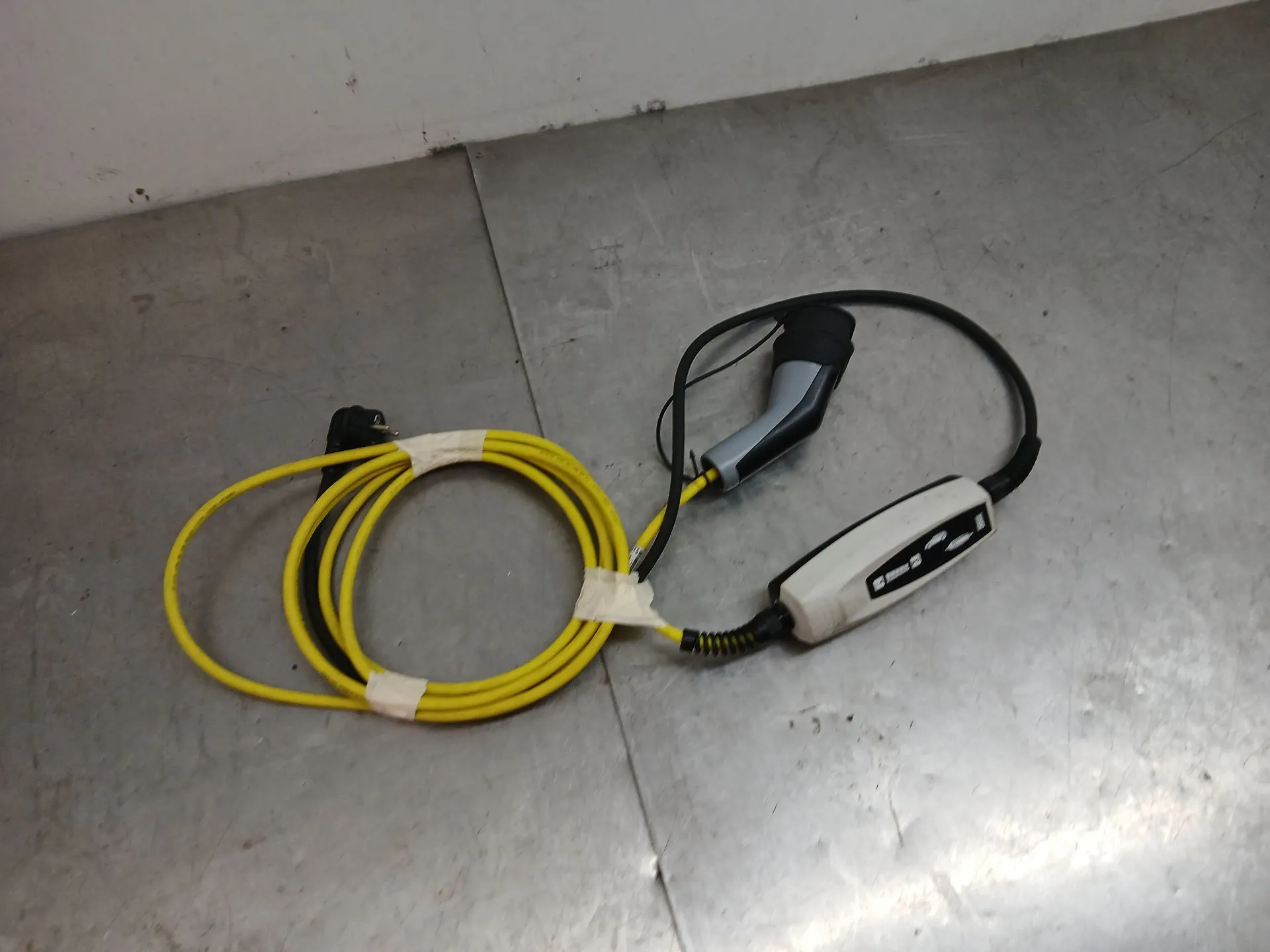 Porta / entrada de carga PHEV - EV VOLKSWAGEN Golf VII (5G1, BQ1, BE1, BE2)