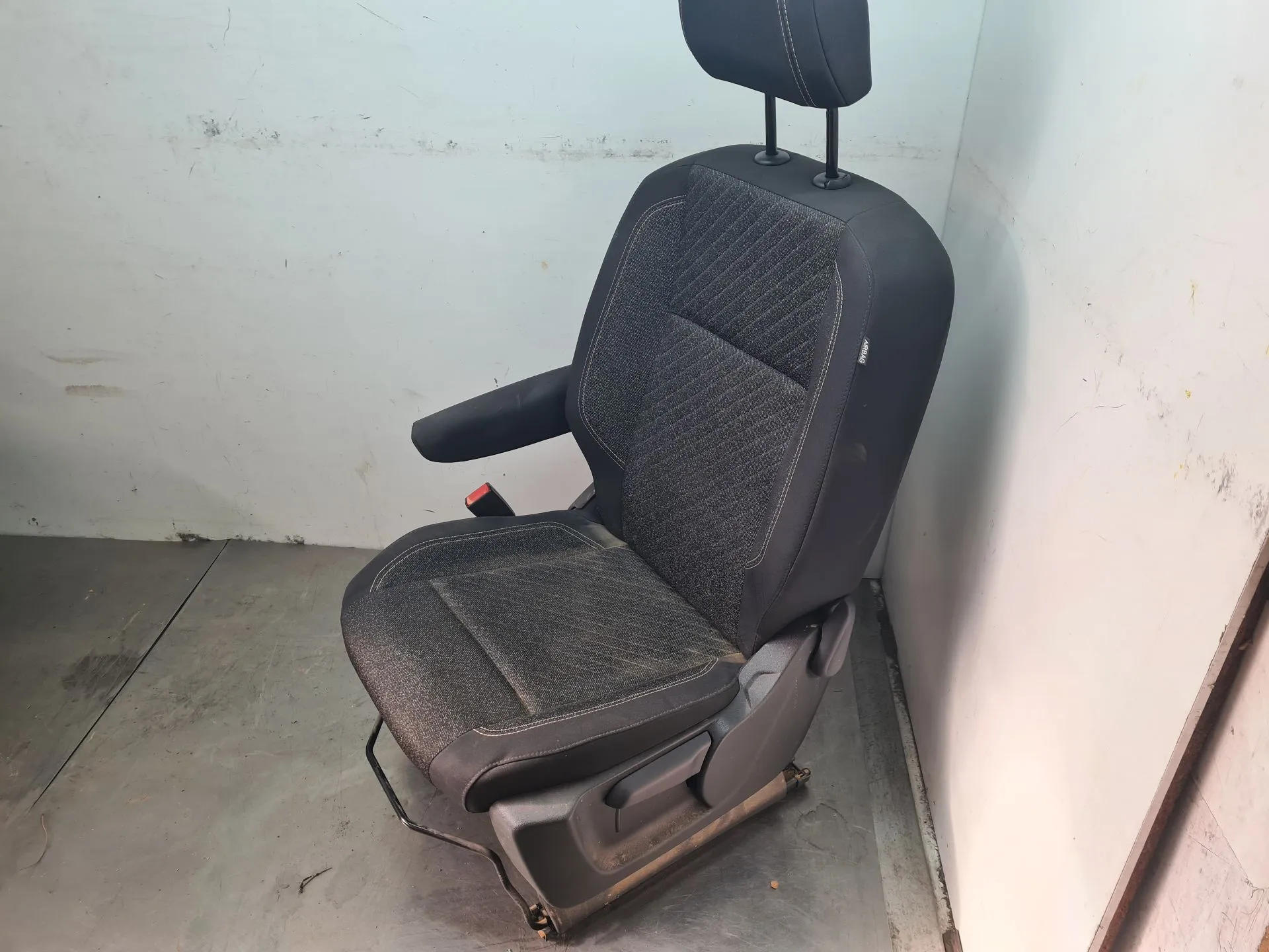 Siège Avant Gauche PEUGEOT Rifter Imagem-1