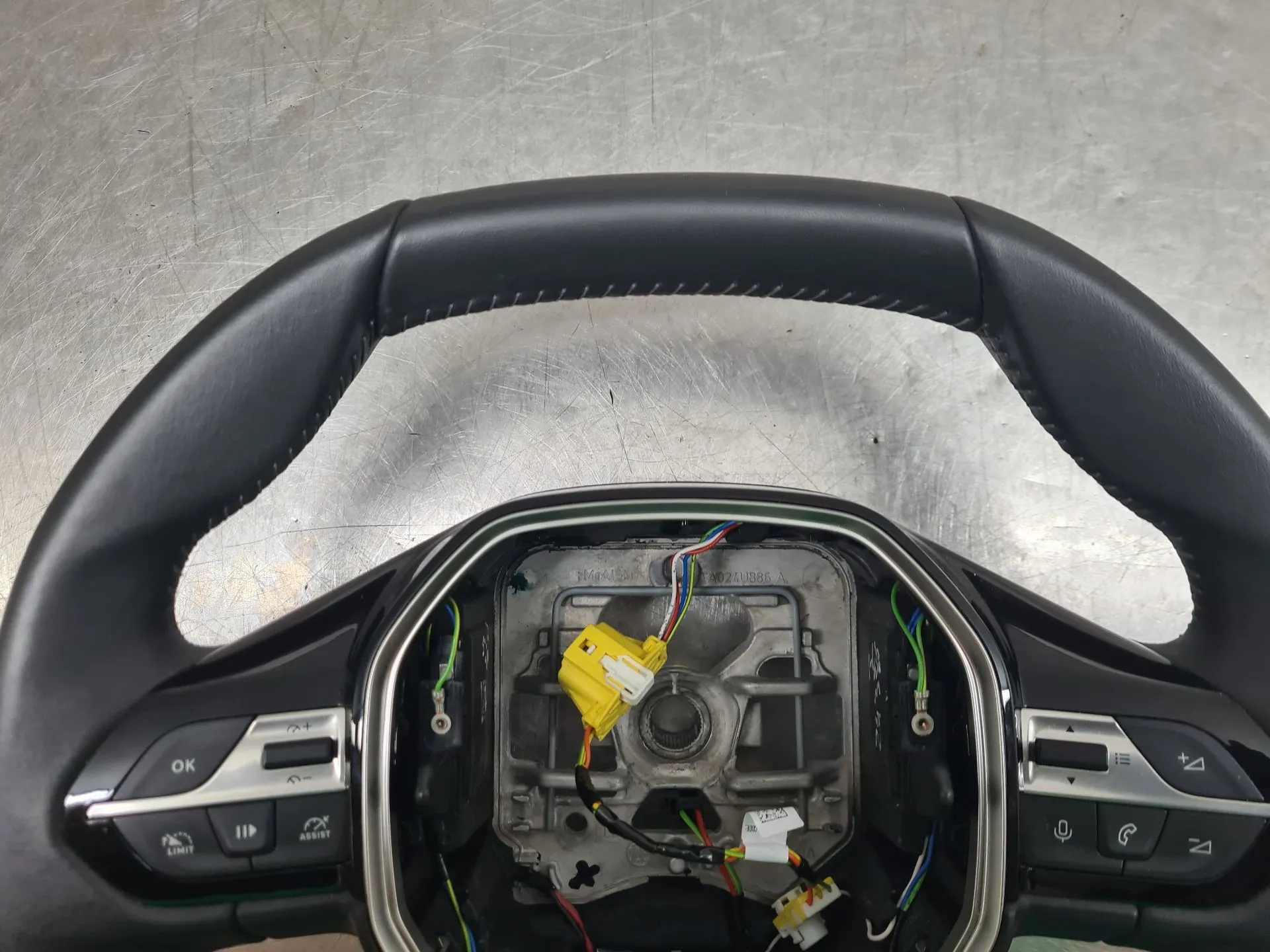 Volante PEUGEOT Rifter Imagem-4