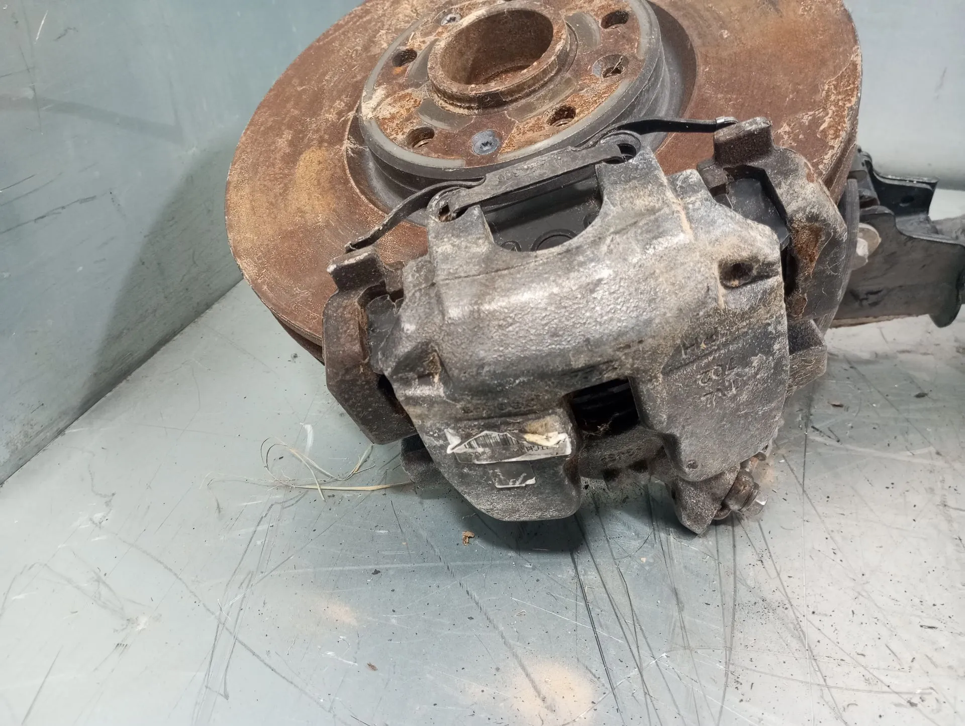 Fusello anteriore destro PEUGEOT 3008 II (M_) Imagem-1