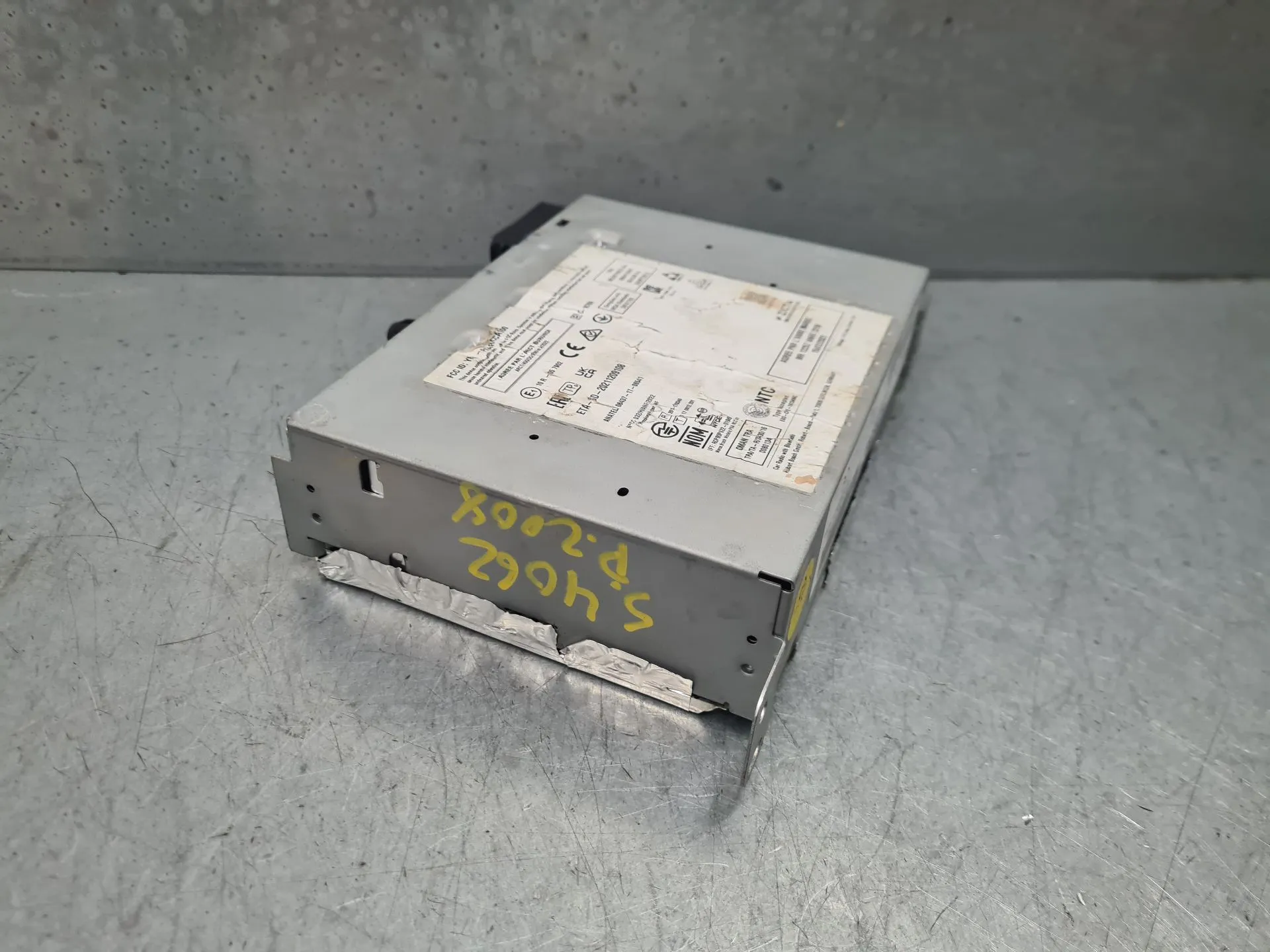 Rádio / auto-rádio PEUGEOT 2008 II (U_) Imagem-1