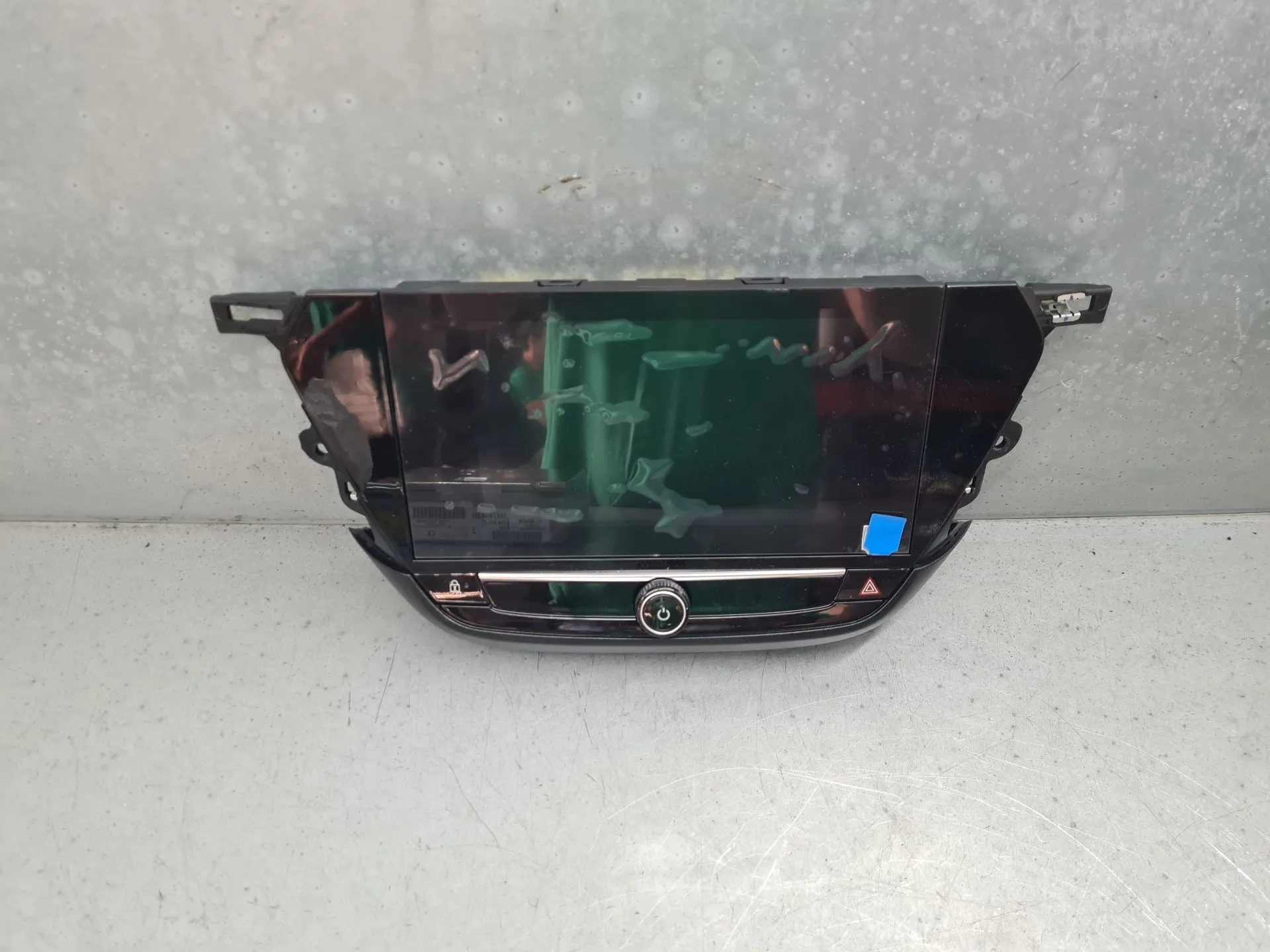 Kit Auto-rádio OPEL Corsa F Imagem-2