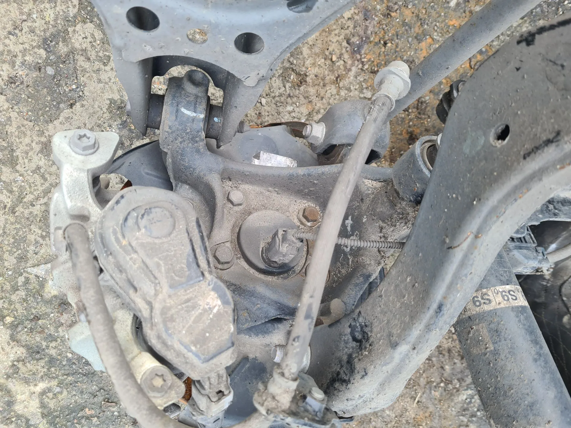 Fusée arrière Droite TOYOTA Corolla Touring Sports (_E21_) Imagem-1