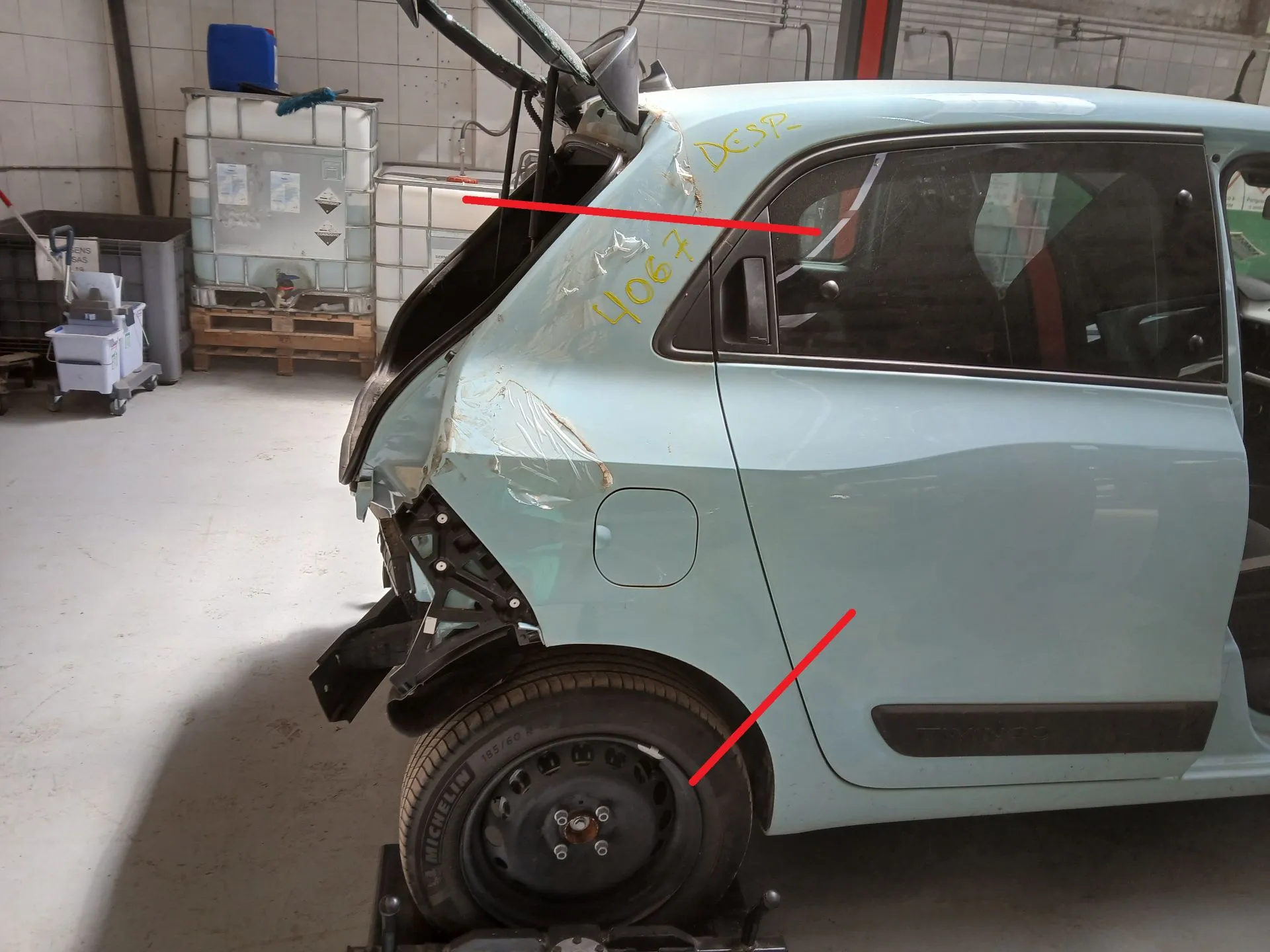 Panneau arrière Droite RENAULT Twingo III (BCM_)