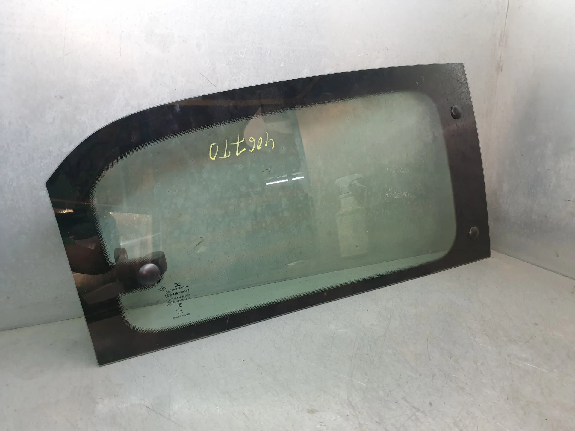 Vetro porta posteriore destra RENAULT Twingo III (BCM_)
