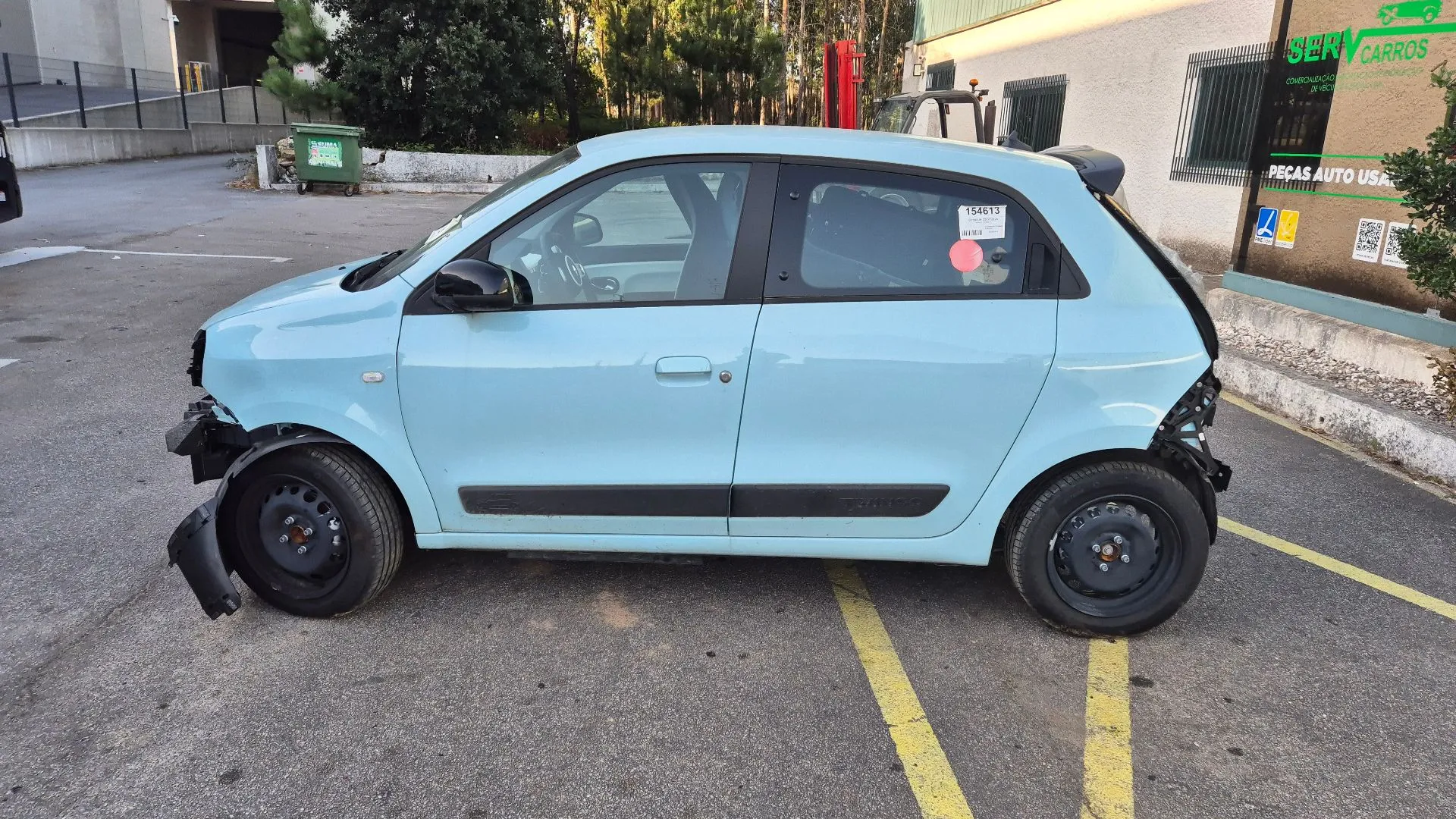 Alzavetro anteriore sinistro RENAULT Twingo III (BCM_)